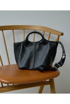 【ウィムガゼット/Whim Gazette】の【Hoaw.】レザーストラップバッグ ブラック|ID: prp329100004602766 ipo3291000000035662135