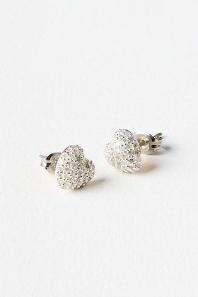 【マリュス/MALUS】のPave heart ピアス 人気、トレンドファッション・服の通販 founy(ファニー) ファッション Fashion レディースファッション Fashion for Women ジュエリー Jewelry ファッションリング Fashion Rings イヤリング・フープ・ドロップタイプ Hoop, Drop & Clip Earrings 2025年 2025 2025-2026秋冬・A/W Autumn/Winter 2025–26 AW25–26 イヤリング Earrings シルバー Silver, Metallic Silver ダイヤモンド Diamond, Brilliant Cut フォルム Silhouette, Form エレガント 上品 Elegant A/W・秋冬 Autumn/Winter |ID:prp329100004602773