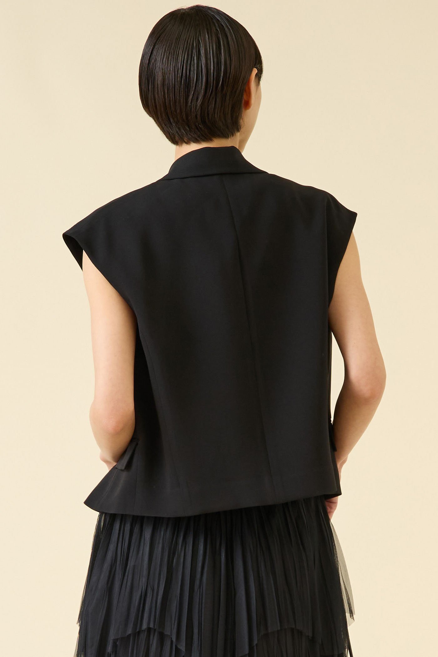 【マルティニーク/martinique】のラペルドダブルジレ(セットアップ可) 人気、トレンドファッション・服の通販 founy(ファニー) 　ファッション　Fashion　レディースファッション　Fashion for Women　アウター　Coat / Outerwear Collection　レディースジャケット・軽アウター　Jackets　おすすめ　Recommended / Our Picks　クラシック　Classic, Timeless Style　ジャケット　Jacket, Outerwear　ジョーゼット　Georgette, Semi-Sheer Fabric　セットアップ　Set-Up, Coordinated Outfit　ダブル　Double, Double-Breasted　バランス　Balance, Style Balance　ベスト　Vest, Waistcoat　新作・新入荷　New Arrivals / New In　other-3|ID: prp329100004602853 ipo3291000000032732741