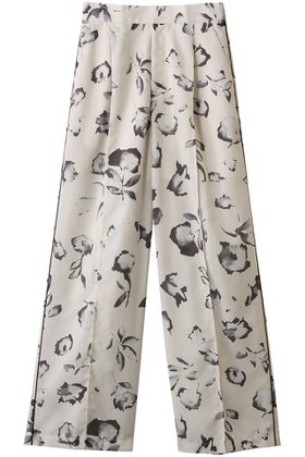 【マノフ/MANOF】のBLURRED FLOWER WIDE PANTS パンツ 人気、トレンドファッション・服の通販 founy(ファニー) ファッション Fashion レディースファッション Fashion for Women パンツ Pants & Trousers 2025年 2025 2025-2026秋冬・A/W Autumn/Winter 2025–26 AW25–26 クロップド Cropped, Short Length スポーティ Sporty, Casual Athletic パイピング Piping, Trim Design フラワー Flower, Floral モチーフ Motif, Design Theme ワイド Wide, Wide Fit A/W・秋冬 Autumn/Winter |ID:prp329100004603479