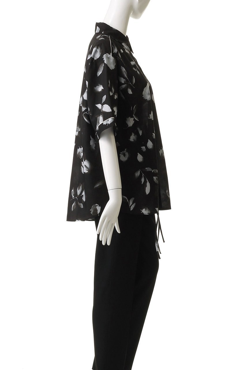 【マノフ/MANOF】のBLURRED FLOWER SHIRTS シャツ・ブラウス 人気、トレンドファッション・服の通販 founy(ファニー) 　ファッション　Fashion　レディースファッション　Fashion for Women　トップス・カットソー　Cut & Sew Tops　シャツ・ブラウス・オフィスカジュアル　Elegant Blouses & Button-Ups　2025年　2025　2025-2026秋冬・A/W　Autumn/Winter 2025–26 AW25–26　シェイプ　Shape, Slim Fit　ショート　Short, Short Length　スリーブ　Sleeve, Long Sleeve / Short Sleeve　パイピング　Piping, Trim Design　フラワー　Flower, Floral　フロント　Front, Front Design　ボックス　Boxy, Box Shape　モチーフ　Motif, Design Theme　A/W・秋冬　Autumn/Winter　other-3|ID: prp329100004603480 ipo3291000000032745575