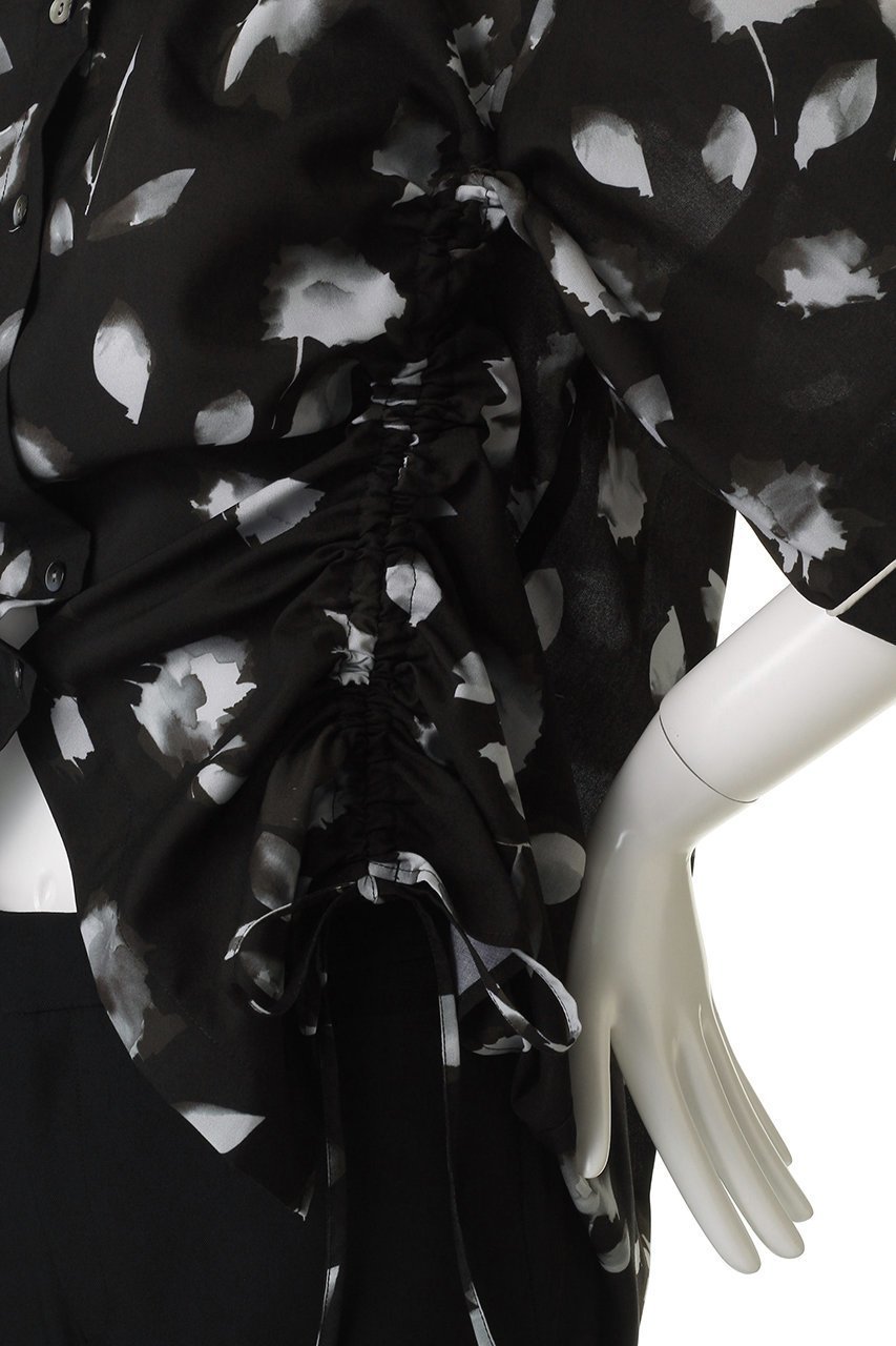 【マノフ/MANOF】のBLURRED FLOWER SHIRTS シャツ・ブラウス 人気、トレンドファッション・服の通販 founy(ファニー) 　ファッション　Fashion　レディースファッション　Fashion for Women　トップス・カットソー　Cut & Sew Tops　シャツ・ブラウス・オフィスカジュアル　Elegant Blouses & Button-Ups　2025年　2025　2025-2026秋冬・A/W　Autumn/Winter 2025–26 AW25–26　シェイプ　Shape, Slim Fit　ショート　Short, Short Length　スリーブ　Sleeve, Long Sleeve / Short Sleeve　パイピング　Piping, Trim Design　フラワー　Flower, Floral　フロント　Front, Front Design　ボックス　Boxy, Box Shape　モチーフ　Motif, Design Theme　A/W・秋冬　Autumn/Winter　other-6|ID: prp329100004603480 ipo3291000000032745578