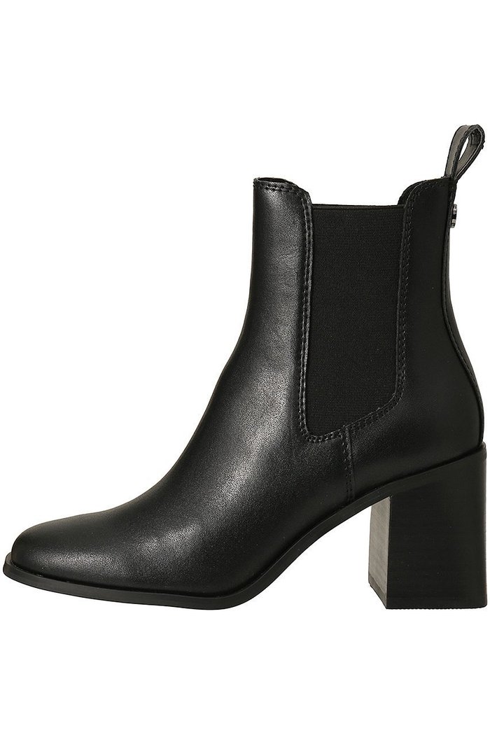 【スティーブマデン/STEVE MADDEN】のACHIEVR サイドゴアヒールブーツ インテリア・キッズ・メンズ・レディースファッション・服の通販 founy(ファニー) https://founy.com/ ファッション Fashion レディースファッション Fashion for Women ショート Short, Short Length シンプル Simple, Minimal メタル Metal, Metal Parts ワンポイント One Point, Statement Accent エレガント 上品 Elegant |ID: prp329100004604838 ipo3291000000032770961