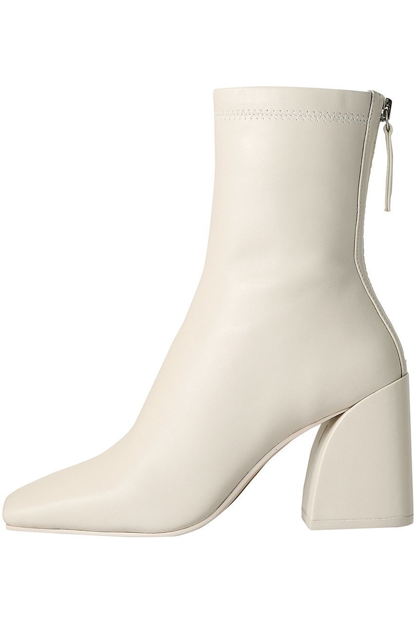 送関込【STEVE MADDEN】 スクエアヒール ブーツ ２color CRITICAL スクエアヒールブーツ BLACK – Steve Madden Japan
