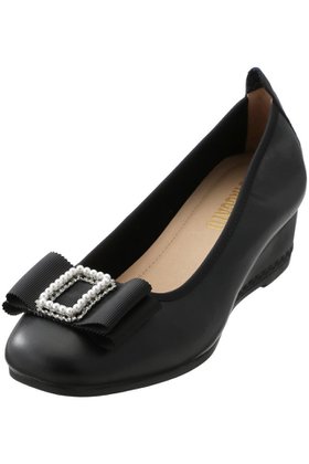 【スタッカート/STACCATO】 パールリボンウェッジソールパンプス人気、トレンドファッション・服の通販 founy(ファニー) ファッション Fashion レディースファッション Fashion for Women インソール Shoe Insole ストーン Stone, Gem-Like ドッキング Docking, Mixed Material パール Pearl, Pearl Accent ライニング Inner Lining, Inner Fabric, Lined リラックス Relax, Relaxed Fit 軽量 Lightweight, Ultra Light |ID:prp329100004604855