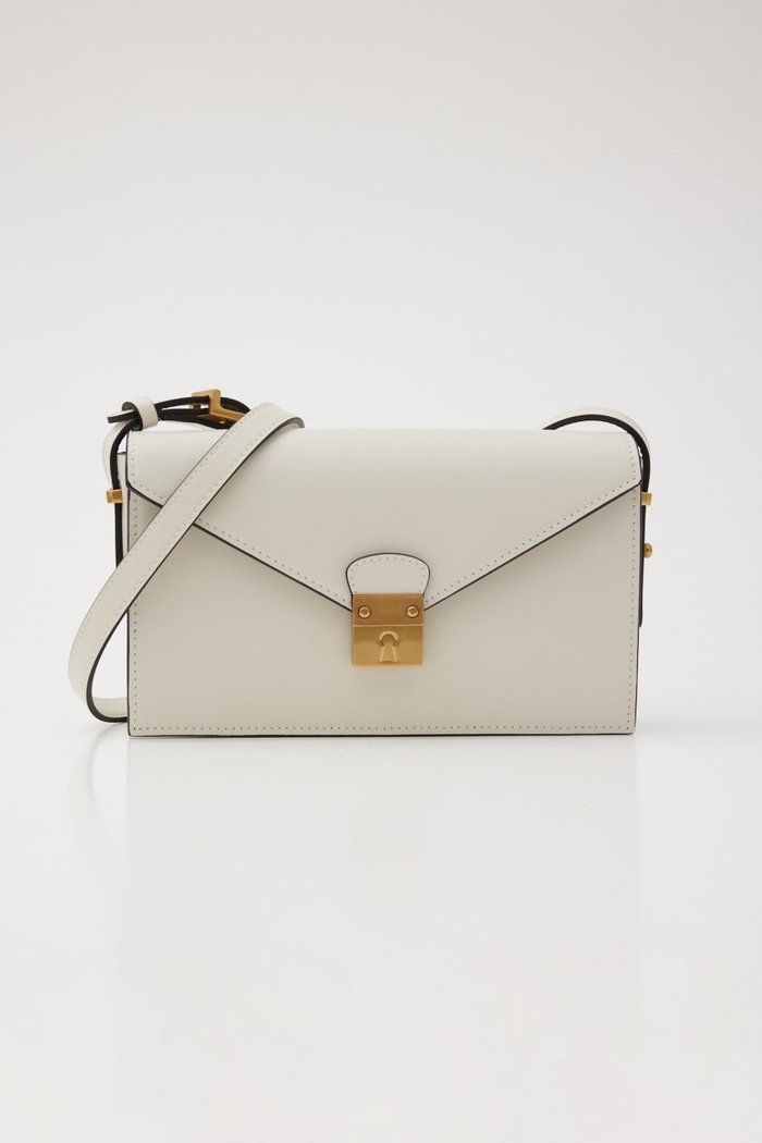 【スタッカート/STACCATO】のカクテルブライトポシェット インテリア・キッズ・メンズ・レディースファッション・服の通販 founy(ファニー) https://founy.com/ ファッション Fashion レディースファッション Fashion for Women バッグ Bags ショルダー Shoulder, Shoulder Strap シンプル Simple, Minimal ハンカチ Handkerchief, Hanky ベーシック Basic, Essential ポシェット Pochette, Mini Bag リップ Lip, Lip Motif ロング Long, Long-Length 財布 Wallet, Purse |ID: prp329100004605359 ipo3291000000035103736