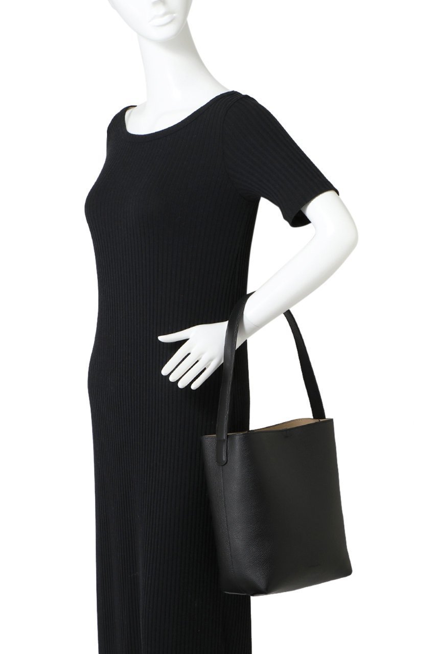 【マルティニーク/martinique】の【FRENZLAUER】Mami Soft Medium Grained Lthバッグ 人気、トレンドファッション・服の通販 founy(ファニー) 　ファッション　Fashion　レディースファッション　Fashion for Women　バッグ　Bags　イタリア　Italy　フォルム　Silhouette, Form　ポーチ　Pouch, Small Case　人気　Popular, Best Seller　other-2|ID: prp329100004605445 ipo3291000000032785864