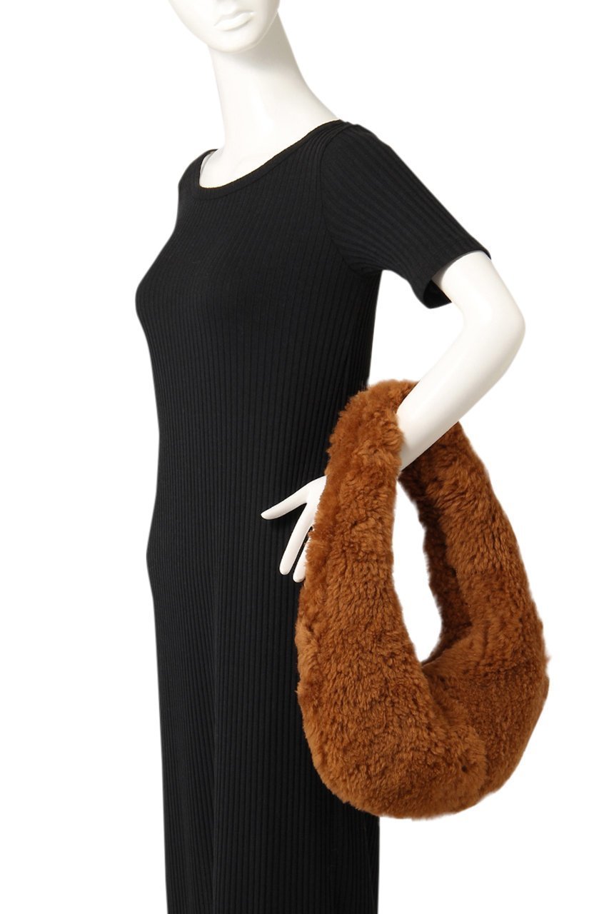 【プレインピープル/PLAIN PEOPLE】の【ANITA BILAEDI】ムートンバッグ 人気、トレンドファッション・服の通販 founy(ファニー) 　ファッション　Fashion　レディースファッション　Fashion for Women　バッグ　Bags　アクセサリー　Fashion Accessories　シンプル　Simple, Minimal　モコモコ　Fuzzy, Fluffy　other-2|ID: prp329100004605463 ipo3291000000035041066