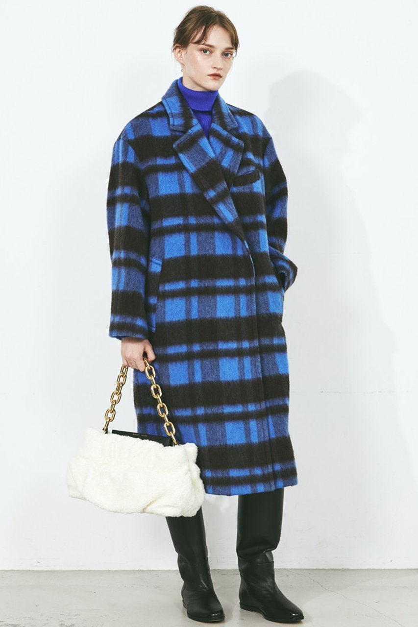 【ザンチェッティ/ZANCHETTI】のAMLETO CHAIN PUFFY (BOUCLE FABRIC) 人気、トレンドファッション・服の通販 founy(ファニー) 　ファッション　Fashion　レディースファッション　Fashion for Women　バッグ　Bags　クラッチ　Clutch, Clutch Bag　チェーン　Chain, Chain Strap　モコモコ　Fuzzy, Fluffy　定番　Standard, Basic Item　A/W・秋冬　Autumn/Winter　other-2|ID: prp329100004605531 ipo3291000000035873677