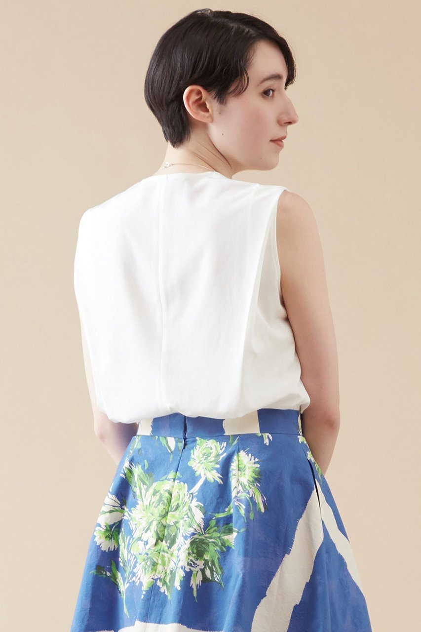 【マルティニーク/martinique】のVネックノースリーブ(セットアップ可) 人気、トレンドファッション・服の通販 founy(ファニー) 　ファッション　Fashion　レディースファッション　Fashion for Women　トップス・カットソー　Cut & Sew Tops　キャミソール&ノースリーブ　Camisoles & Sleeveless Tops　シャツ・ブラウス・オフィスカジュアル　Elegant Blouses & Button-Ups　Vネックトップス　V-Neck Tops / V-Cut Neckline Shirts　おすすめ　Recommended / Our Picks　シェイプ　Shape, Slim Fit　セットアップ　Set-Up, Coordinated Outfit　ノースリーブ　Sleeveless, No-Sleeve　other-3|ID: prp329100004605586 ipo3291000000032792465