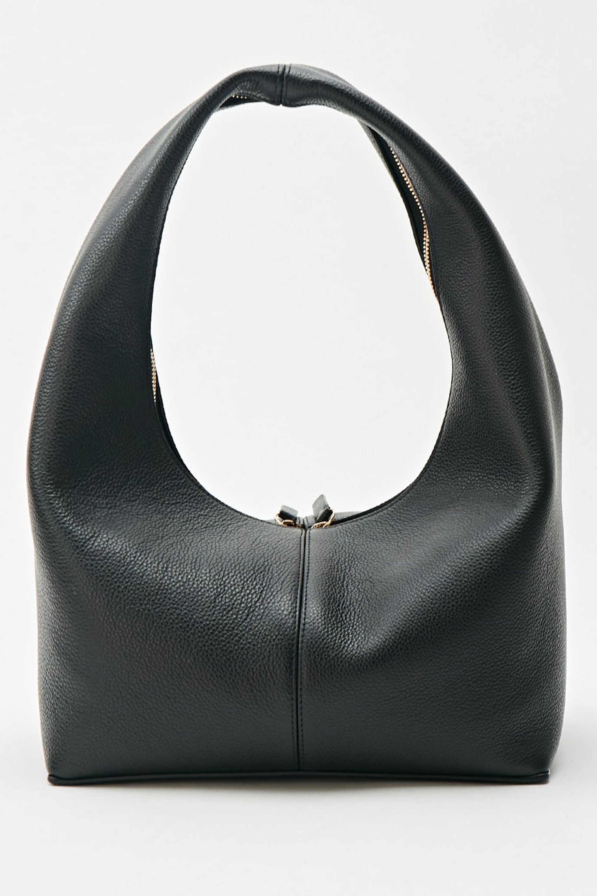 【マルティニーク/martinique】の【FRENZLAUER】Panier GrainedLthバッグ 人気、トレンドファッション・服の通販 founy(ファニー) 　ファッション　Fashion　レディースファッション　Fashion for Women　バッグ　Bags　イタリア　Italy　ショルダー　Shoulder, Shoulder Strap　ジップ　Zip, Zipper　フォルム　Silhouette, Form　ポーチ　Pouch, Small Case　モダン　Modern, Contemporary　other-2|ID: prp329100004605679 ipo3291000000032797209