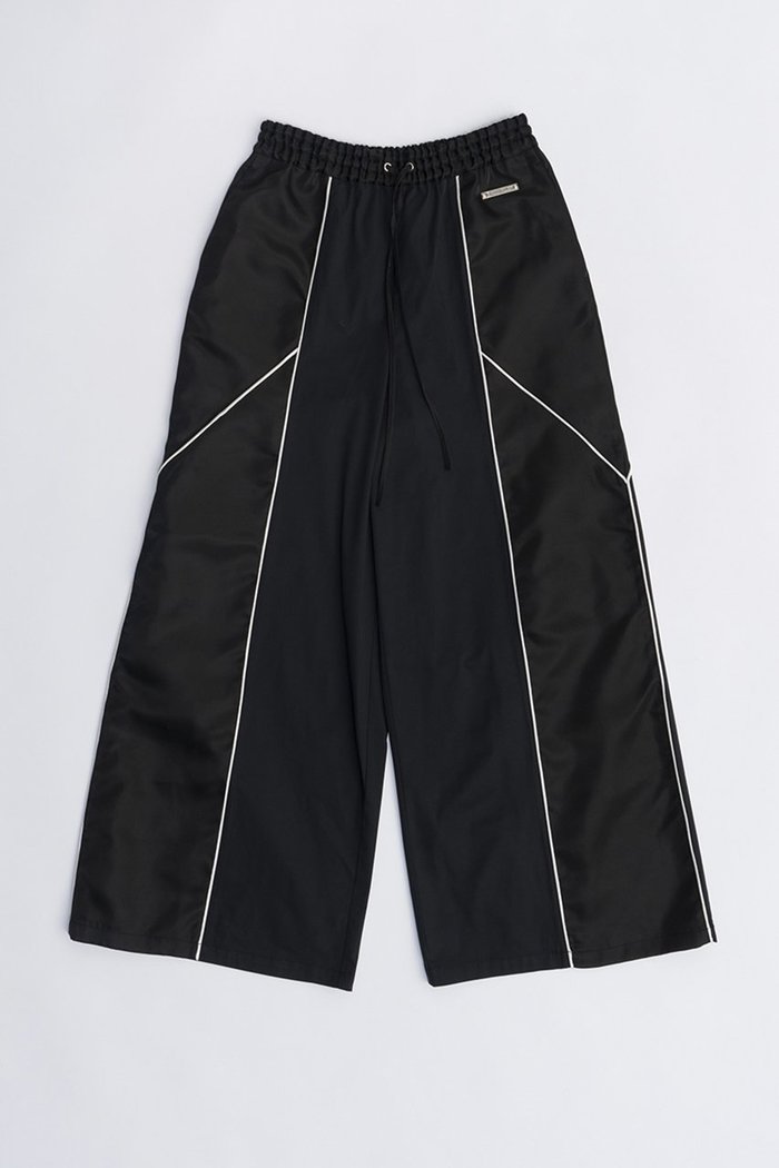 【プランク プロジェクト/PRANK PROJECT】のサテントラックパンツ / Satin Track Pants インテリア・キッズ・メンズ・レディースファッション・服の通販 founy(ファニー) https://founy.com/ ファッション Fashion レディースファッション Fashion for Women パンツ Pants & Trousers シンプル Simple, Minimal スウェット / スエット Sweatshirt, Sweatwear |ID: prp329100004605835 ipo3291000000032820793