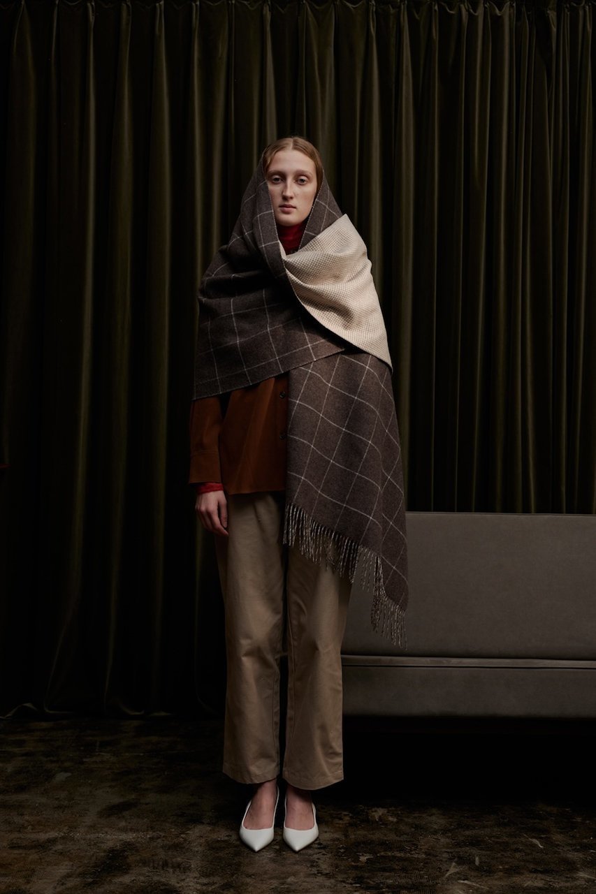 【スロウ/THROW】のLaporte リバーシブルチェックストール 人気、トレンドファッション・服の通販 founy(ファニー) 　ファッション　Fashion　レディースファッション　Fashion for Women　ストール　Soft & Warm Scarves　マフラー・スヌード / 冬小物の定番　Scarves & Mufflers　ユニセックス　Unisex, Genderless　ストール　Stole, Wrap　チェック　Check, Plaid, Tartan　マフラー　Scarf, Muffler　リバーシブル　Reversible, Two-Sided　A/W・秋冬　Autumn/Winter　防寒　Cold Protection, Winter-Ready　other-2|ID: prp329100004605853 ipo3291000000032821530