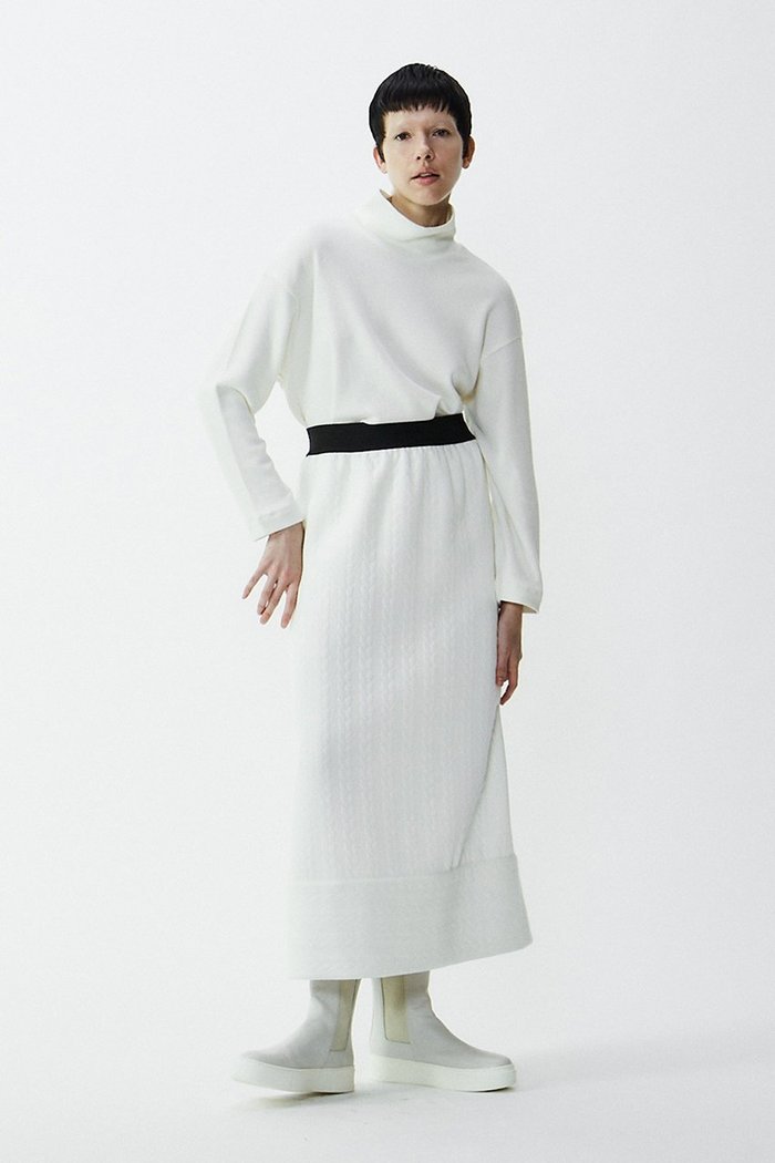 【プレインピープル/PLAIN PEOPLE】のスピカジャガード切替スカート オフホワイト 3 インテリア・キッズ・メンズ・レディースファッション・服の通販 founy(ファニー) https://founy.com/ ファッション Fashion レディースファッション Fashion for Women スカート Skirts ロングスカート Long Skirts / Maxi & Midi Skirts キルティング Quilted, Quilting シンプル Simple, Minimal ロング Long, Long-Length 切替 Switching, Contrast Panel |ID: prp329100004605912 ipo3291000000035999325