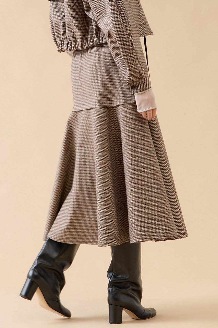 【マルティニーク/martinique】のフォルムフレアスカート(セットアップ可) 人気、トレンドファッション・服の通販 founy(ファニー) 　ファッション　Fashion　レディースファッション　Fashion for Women　セットアップ　Matching Sets　スカート・ミニ/ミディ/マキシ　Skirts / Mini, Midi & Maxi Skirts　スカート　Skirts　Aライン・フレアスカート　A-Line & Flared Skirts　ロングスカート　Long Skirts / Maxi & Midi Skirts　おすすめ　Recommended / Our Picks　シンプル　Simple, Minimal　セットアップ　Set-Up, Coordinated Outfit　バランス　Balance, Style Balance　フォルム　Silhouette, Form　フレア　Flare, Flared　ロング　Long, Long-Length　other-2|ID: prp329100004605914 ipo3291000000032826361