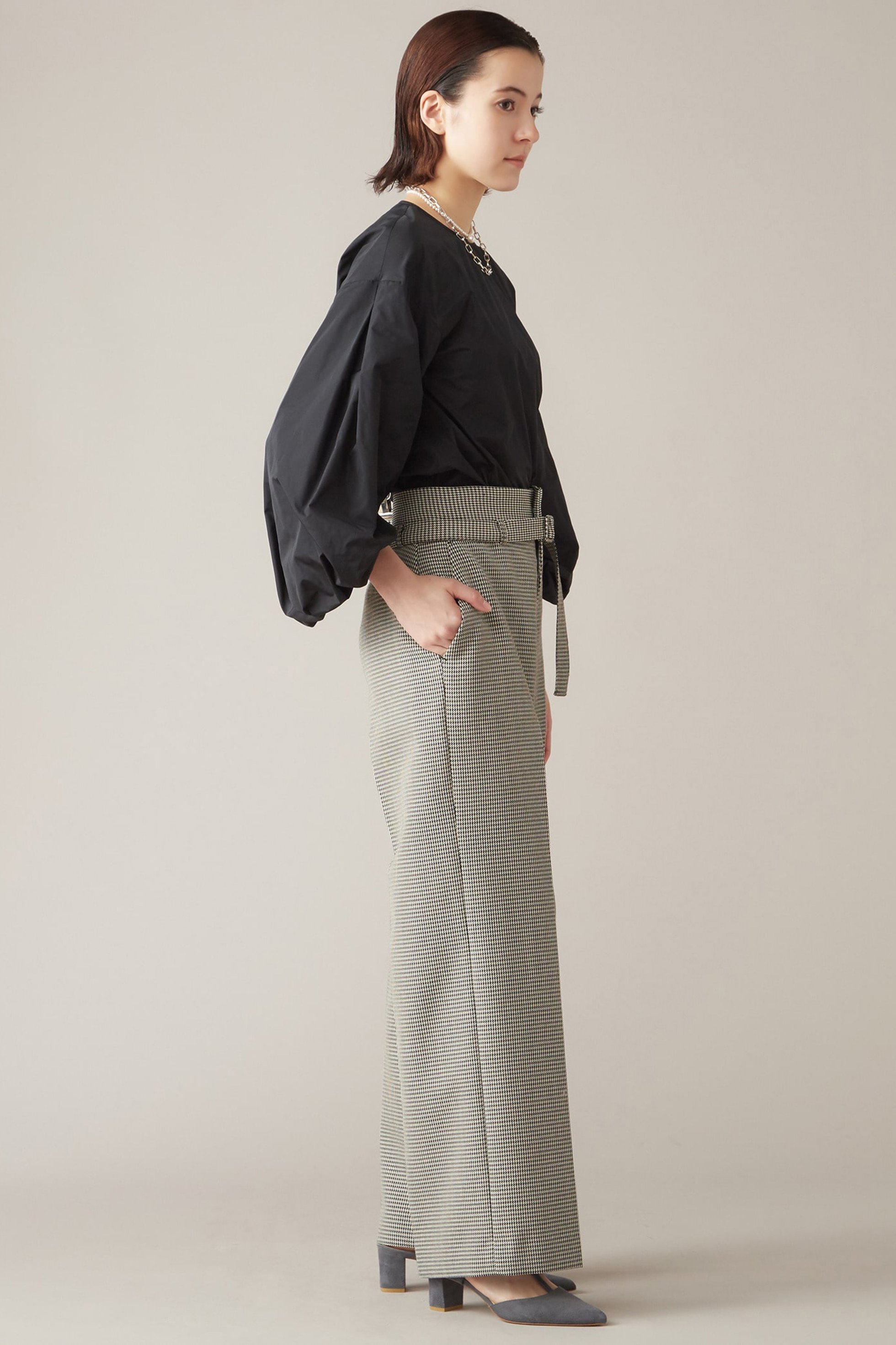 【マルティニーク/martinique】のストレートワイドパンツ 人気、トレンドファッション・服の通販 founy(ファニー) 　ファッション　Fashion　レディースファッション　Fashion for Women　パンツ　Pants & Trousers　とろみ　Fluid, Flowy Fabric　ストレート　Straight, Straight Cut　チェック　Check, Plaid, Tartan　ワイド　Wide, Wide Fit　無地　Plain, Solid Color　other-4|ID: prp329100004605968 ipo3291000000032828217