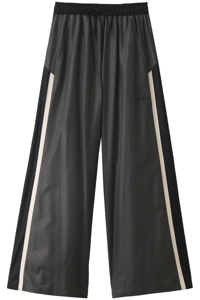【プランク プロジェクト/PRANK PROJECT】のフェイクレザーサイドライントラックパンツ / Synthetic Leather Side Line Track Pants インテリア・キッズ・メンズ・レディースファッション・服の通販 founy(ファニー) https://founy.com/ ファッション Fashion レディースファッション Fashion for Women パンツ Pants & Trousers フェイクレザー Faux Leather, PU Leather ワイド Wide, Wide Fit 秋 Autumn |ID: prp329100004605980 ipo3291000000032828442