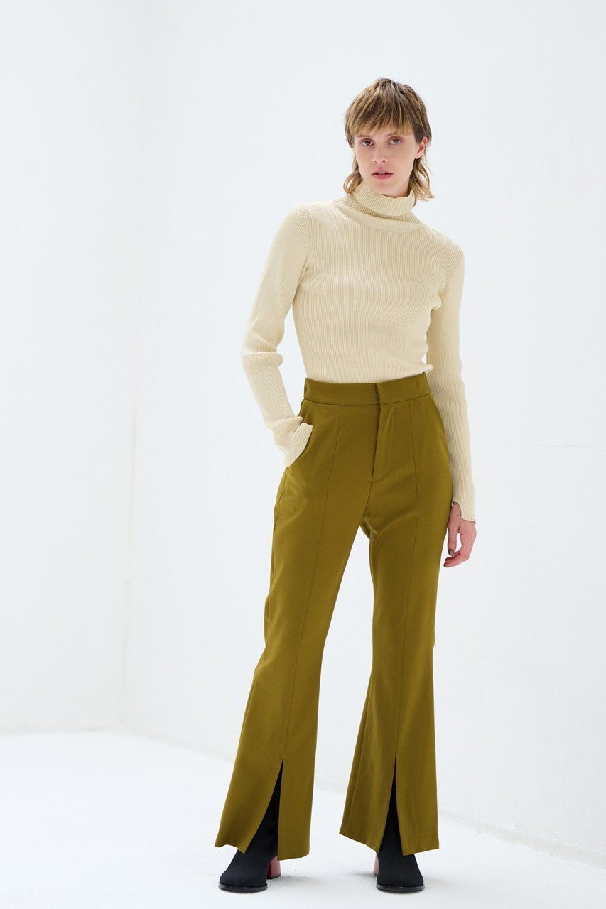 【ランバン オン ブルー/LANVIN en Bleu】のウールツイルスリットフレアパンツ 人気、トレンドファッション・服の通販 founy(ファニー) 　ファッション　Fashion　レディースファッション　Fashion for Women　パンツ　Pants & Trousers　おすすめ　Recommended / Our Picks　ストレッチ　Stretch, Stretchy Fabric　スリット　Slit, Slit Detail　バランス　Balance, Style Balance　フラット　Flat, Flat Shoes　フロント　Front, Front Design　ボトム　Bottoms, Lower Wear　メランジ　Melange, Mixed Yarn　 other-1|ID: prp329100004606000 ipo3291000000032829597