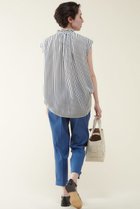 thumbnail other-3