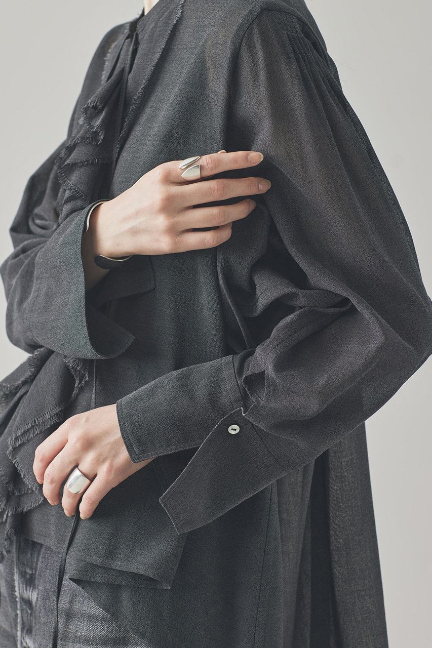 【カレンソロジー/Curensology】のウールミックスボイルフリルブラウス 人気、トレンドファッション・服の通販 founy(ファニー) 　ファッション　Fashion　レディースファッション　Fashion for Women　トップス・カットソー　Cut & Sew Tops　シャツ・ブラウス・オフィスカジュアル　Elegant Blouses & Button-Ups　おすすめ　Recommended / Our Picks　インナー　Innerwear　カーディガン　Cardigan, Knitwear　スリーブ　Sleeve, Long Sleeve / Short Sleeve　バランス　Balance, Style Balance　フリル　Frill, Ruffle　ロング　Long, Long-Length　新作・新入荷　New Arrivals / New In　other-7|ID: prp329100004606082 ipo3291000000032835895