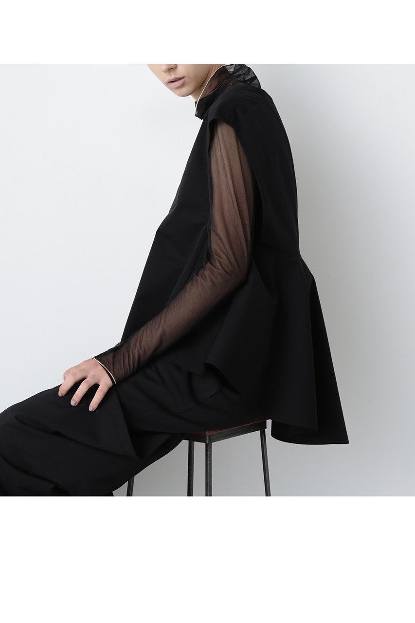 【ヒューエルミュージアム/hueLe Museum】の【STUMBLY】Back Peplum Gilet Blouse インテリア・キッズ・メンズ・レディースファッション・服の通販 founy(ファニー) 　ファッション　Fashion　レディースファッション　Fashion for Women　アウター　Coat / Outerwear Collection　トップス・カットソー　Cut & Sew Tops　キャミソール&ノースリーブ　Camisoles & Sleeveless Tops　シャツ・ブラウス・オフィスカジュアル　Elegant Blouses & Button-Ups　ベスト&ジレ / 重ね着スタイル　Vests & Gilets　切替　Switching, Contrast Panel　スタンダード　Standard, Basic　定番　Standard, Basic Item　ノースリーブ　Sleeveless, No-Sleeve　フロント　Front, Front Design　ペプラム　Peplum, Flared Hem　新作・新入荷　New Arrivals / New In　ブラック|ID: prp329100004606083 ipo3291000000032835912