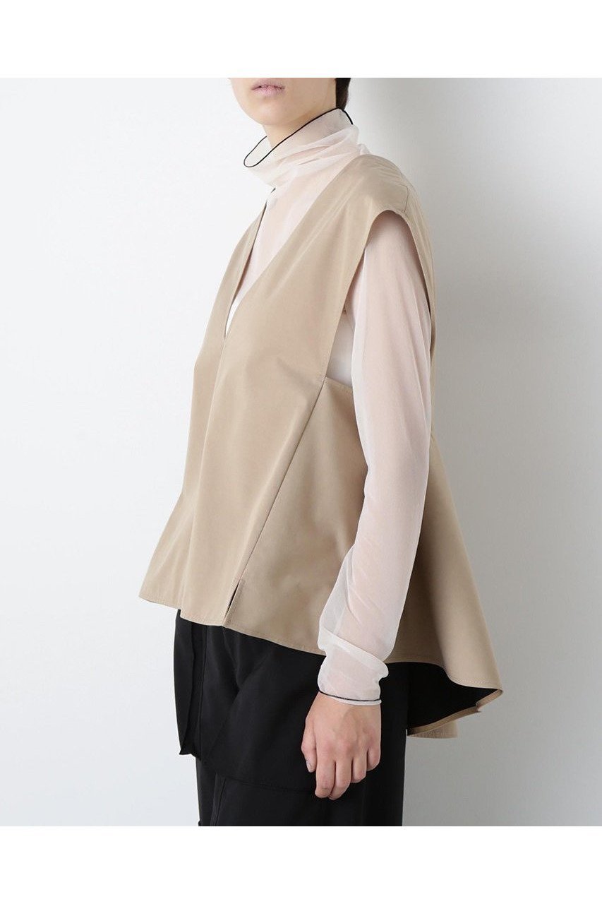 【ヒューエルミュージアム/hueLe Museum】の【STUMBLY】Back Peplum Gilet Blouse インテリア・キッズ・メンズ・レディースファッション・服の通販 founy(ファニー) 　ファッション　Fashion　レディースファッション　Fashion for Women　アウター　Coat / Outerwear Collection　トップス・カットソー　Cut & Sew Tops　キャミソール&ノースリーブ　Camisoles & Sleeveless Tops　シャツ・ブラウス・オフィスカジュアル　Elegant Blouses & Button-Ups　ベスト&ジレ / 重ね着スタイル　Vests & Gilets　切替　Switching, Contrast Panel　スタンダード　Standard, Basic　定番　Standard, Basic Item　ノースリーブ　Sleeveless, No-Sleeve　フロント　Front, Front Design　ペプラム　Peplum, Flared Hem　新作・新入荷　New Arrivals / New In　ベージュ|ID: prp329100004606083 ipo3291000000032835917