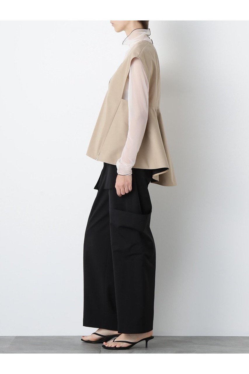 【ヒューエルミュージアム/hueLe Museum】の【STUMBLY】Back Peplum Gilet Blouse 人気、トレンドファッション・服の通販 founy(ファニー) 　ファッション　Fashion　レディースファッション　Fashion for Women　アウター　Coat / Outerwear Collection　トップス・カットソー　Cut & Sew Tops　キャミソール&ノースリーブ　Camisoles & Sleeveless Tops　シャツ・ブラウス・オフィスカジュアル　Elegant Blouses & Button-Ups　ベスト&ジレ / 重ね着スタイル　Vests & Gilets　切替　Switching, Contrast Panel　スタンダード　Standard, Basic　定番　Standard, Basic Item　ノースリーブ　Sleeveless, No-Sleeve　フロント　Front, Front Design　ペプラム　Peplum, Flared Hem　新作・新入荷　New Arrivals / New In　other-4|ID: prp329100004606083 ipo3291000000032835932