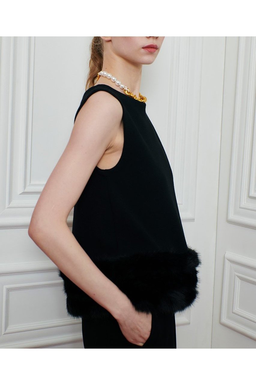 【アルアバイル/allureville】の【Loulou Willoughby】ヘムファープルオーバー 人気、トレンドファッション・服の通販 founy(ファニー) 　ファッション　Fashion　レディースファッション　Fashion for Women　トップス・カットソー　Cut & Sew Tops　ニット　Knit Tops & Sweaters　カジュアルプルオーバー・ニットトップス　Pullovers & Knit Tops / Casual Pullovers　シンプル　Simple, Minimal　バランス　Balance, Style Balance　フェイクファー　Faux Fur, Imitation Fur　ヘムライン　Hemline, Bottom Cut　ボトム　Bottoms, Lower Wear　ミラノリブ　Milano Rib, Milano Stitch　新作・新入荷　New Arrivals / New In　other-7|ID: prp329100004606126 ipo3291000000032837831
