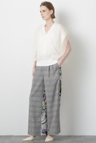 【ヒューエルミュージアム/hueLe Museum】の【STUMBLY】Printed Combination Wide Pants グレー|ID: prp329100004606138 ipo3291000000036754132
