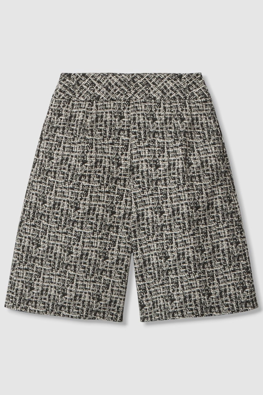 【アナイ/ANAYI】のツイーディージャガードキュロットパンツ 人気、トレンドファッション・服の通販 founy(ファニー) 　ファッション　Fashion　レディースファッション　Fashion for Women　スカート　Skirts　パンツ　Pants & Trousers　ショートパンツ・ハーフパンツ　High-Waisted & Relaxed Shorts　おすすめ　Recommended / Our Picks　エレガント 上品　Elegant　キュロット　Culottes, Wide Shorts　ショート　Short, Short Length　ジャカード／ジャガード　Jacquard, Woven Pattern　ストレッチ　Stretch, Stretchy Fabric　セットアップ　Set-Up, Coordinated Outfit　ツイード　Twill, Twill Weave　ブルゾン　Blouson, Bomber Jacket　ミニスカート　Mini Skirt, Short Skirt　台形　A-Line, Trapezoid Shape　A/W・秋冬　Autumn/Winter　other-2|ID: prp329100004606146 ipo3291000000035003473