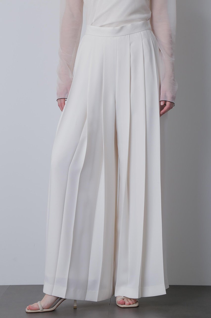 【ヒューエルミュージアム/hueLe Museum】の【STUMBLY】Pleated Wide Pants 人気、トレンドファッション・服の通販 founy(ファニー) 　ファッション　Fashion　レディースファッション　Fashion for Women　パンツ　Pants & Trousers　キャミソール　Camisole, Spaghetti Strap Top　サテン　Satin, Glossy Fabric　シンプル　Simple, Minimal　ジャケット　Jacket, Outerwear　ドレープ　Drape, Draping Fabric　フラップ　Flap, Flap Pocket　フランス　France, French　プリーツ　Pleats, Pleated　マニッシュ　Mannish, Boyish　ミリタリー　Military, Army Style　モダン　Modern, Contemporary　ワイド　Wide, Wide Fit　other-3|ID: prp329100004606161 ipo3291000000032839202