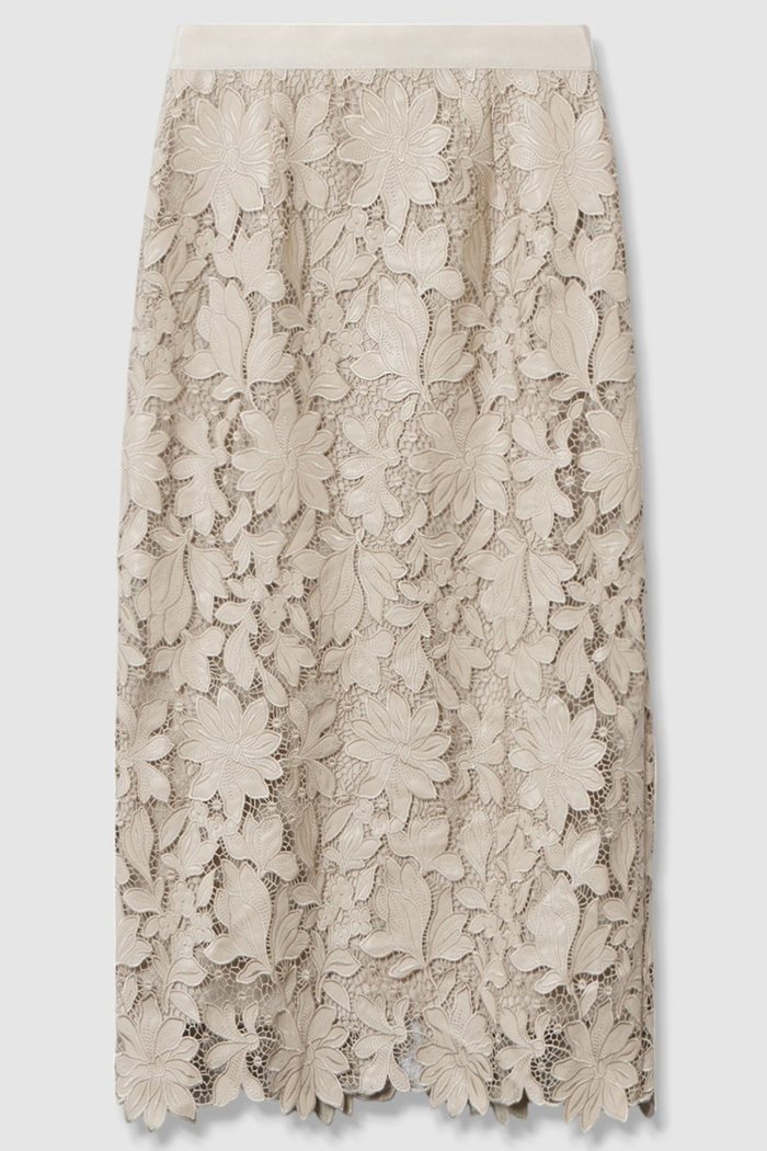 【アナイ/ANAYI】のレザーフラワーエンブロイダリー スカート インテリア・キッズ・メンズ・レディースファッション・服の通販 founy(ファニー) https://founy.com/ ファッション Fashion レディースファッション Fashion for Women スカート Skirts ロングスカート Long Skirts / Maxi & Midi Skirts スカラップ Scallop, Scalloped Edge スリット Slit, Slit Detail タイトスカート Pencil Skirt, Tight Skirt バランス Balance, Style Balance フラワー Flower, Floral ベーシック Basic, Essential メッシュ Mesh, Net Fabric モチーフ Motif, Design Theme ロング Long, Long-Length 秋 Autumn |ID: prp329100004606192 ipo3291000000032840141