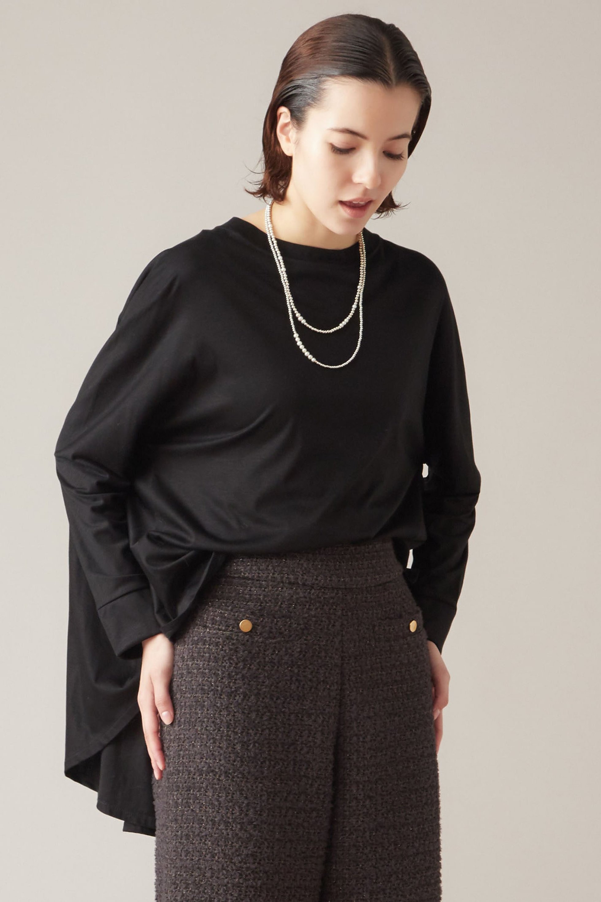 【マルティニーク/martinique】の【COGTHEBIGSMOKE】ABBY TOP 人気、トレンドファッション・服の通販 founy(ファニー) 　ファッション　Fashion　レディースファッション　Fashion for Women　トップス・カットソー　Cut & Sew Tops　シャツ・ブラウス・オフィスカジュアル　Elegant Blouses & Button-Ups　ロングTシャツ・Tシャツ　Longline T-Shirts & Tees　カットソー・ベーシックTシャツ　Cut-and-Sewn Tops / Stretch Tees & Basics　エレガント 上品　Elegant　コレクション　Collection, Seasonal Line　シンプル　Simple, Minimal　スリーブ　Sleeve, Long Sleeve / Short Sleeve　トレンド　Trend, Trending Now　定番　Standard, Basic Item　フレア　Flare, Flared　フロント　Front, Front Design　リアル　Real, Realistic　ロング　Long, Long-Length　ロンドン　London Style, British Inspired　日本製　Made In Japan　 other-1|ID: prp329100004606227 ipo3291000000032843132