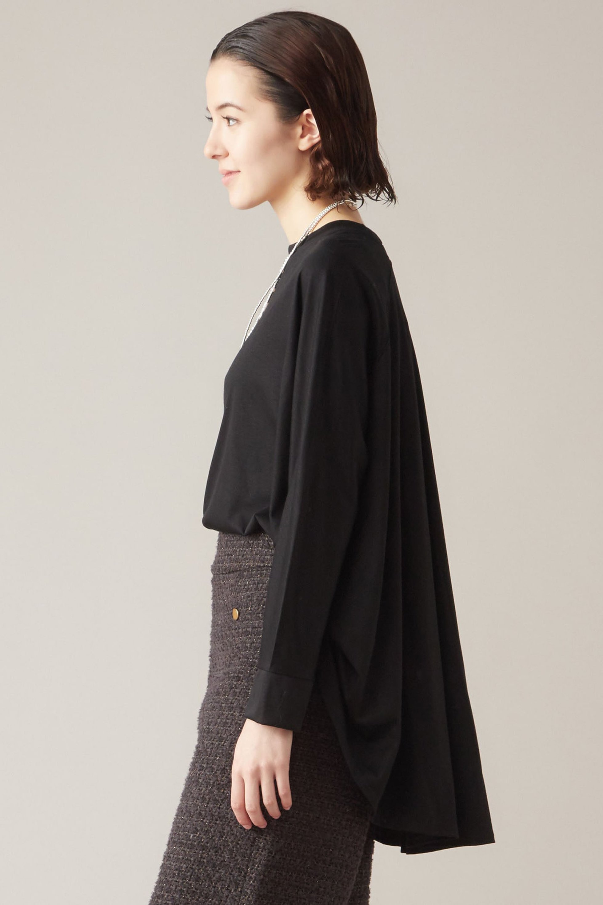 【マルティニーク/martinique】の【COGTHEBIGSMOKE】ABBY TOP 人気、トレンドファッション・服の通販 founy(ファニー) 　ファッション　Fashion　レディースファッション　Fashion for Women　トップス・カットソー　Cut & Sew Tops　シャツ・ブラウス・オフィスカジュアル　Elegant Blouses & Button-Ups　ロングTシャツ・Tシャツ　Longline T-Shirts & Tees　カットソー・ベーシックTシャツ　Cut-and-Sewn Tops / Stretch Tees & Basics　エレガント 上品　Elegant　コレクション　Collection, Seasonal Line　シンプル　Simple, Minimal　スリーブ　Sleeve, Long Sleeve / Short Sleeve　トレンド　Trend, Trending Now　定番　Standard, Basic Item　フレア　Flare, Flared　フロント　Front, Front Design　リアル　Real, Realistic　ロング　Long, Long-Length　ロンドン　London Style, British Inspired　日本製　Made In Japan　other-2|ID: prp329100004606227 ipo3291000000032843179