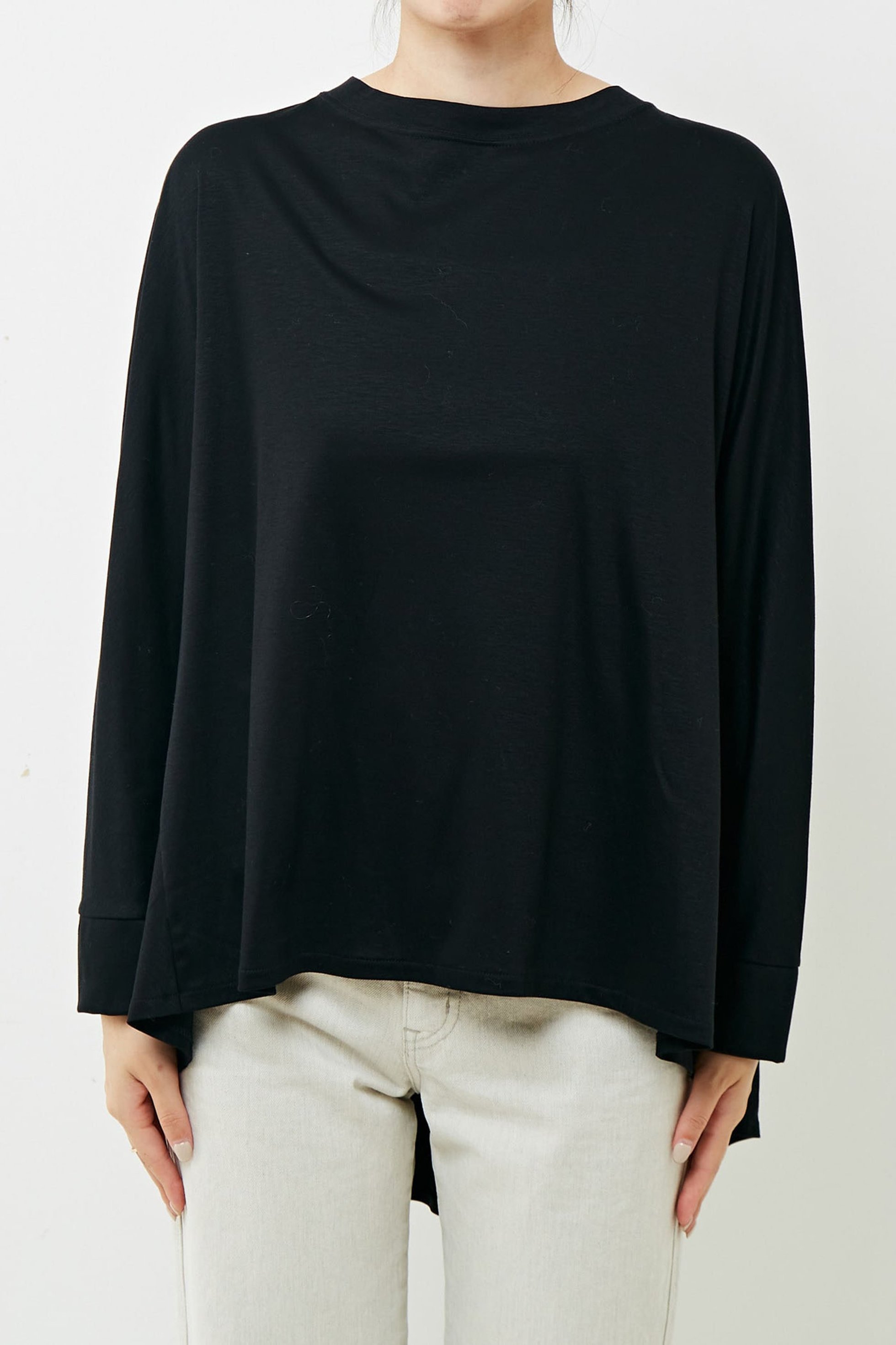 【マルティニーク/martinique】の【COGTHEBIGSMOKE】ABBY TOP 人気、トレンドファッション・服の通販 founy(ファニー) 　ファッション　Fashion　レディースファッション　Fashion for Women　トップス・カットソー　Cut & Sew Tops　シャツ・ブラウス・オフィスカジュアル　Elegant Blouses & Button-Ups　ロングTシャツ・Tシャツ　Longline T-Shirts & Tees　カットソー・ベーシックTシャツ　Cut-and-Sewn Tops / Stretch Tees & Basics　エレガント 上品　Elegant　コレクション　Collection, Seasonal Line　シンプル　Simple, Minimal　スリーブ　Sleeve, Long Sleeve / Short Sleeve　トレンド　Trend, Trending Now　定番　Standard, Basic Item　フレア　Flare, Flared　フロント　Front, Front Design　リアル　Real, Realistic　ロング　Long, Long-Length　ロンドン　London Style, British Inspired　日本製　Made In Japan　other-7|ID: prp329100004606227 ipo3291000000032843306