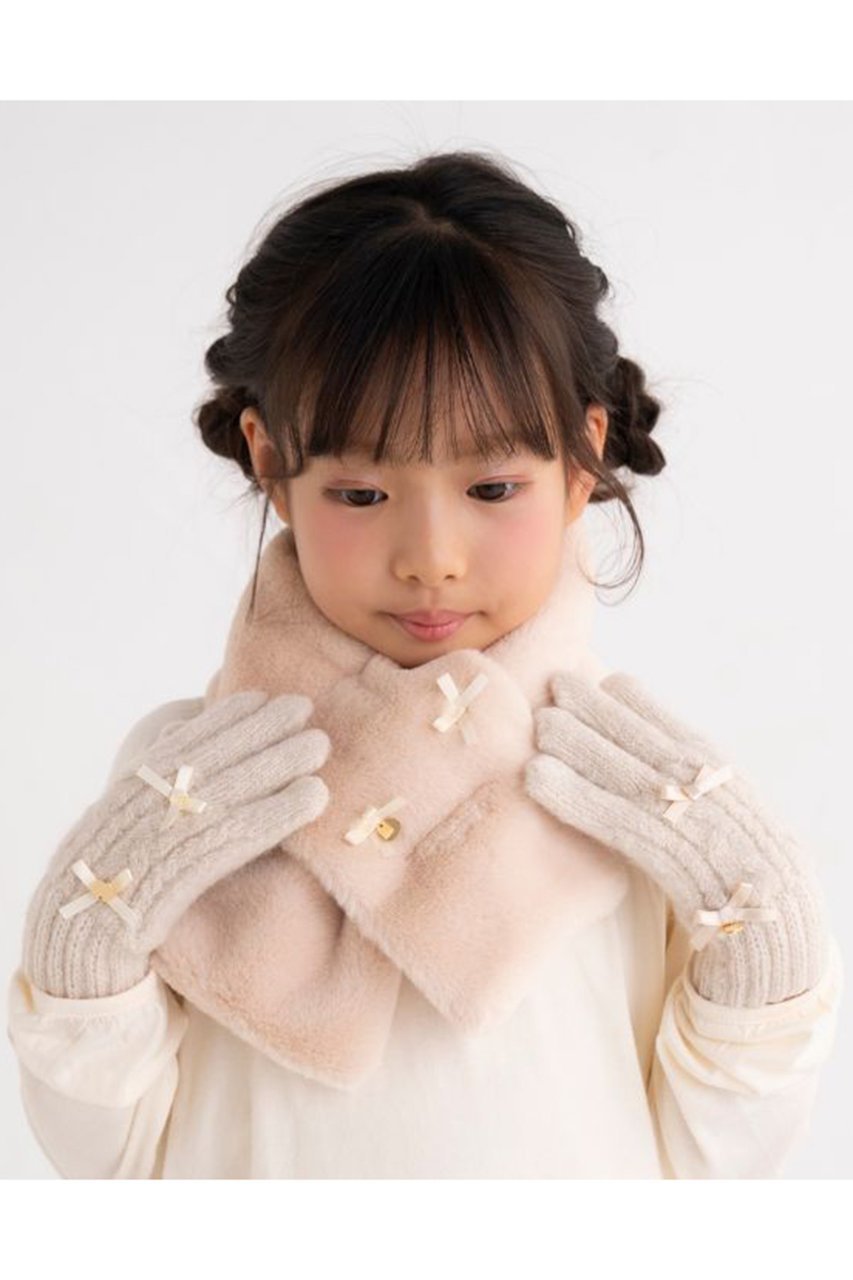 【ポプキンズ/POMPKINS / KIDS】の【KIDS】サテンリボンファーマフラー 人気、トレンドファッション・服の通販 founy(ファニー) 　ファッション　Fashion　キッズファッション　Fashion for Kids　サテン　Satin, Glossy Fabric　フェイクファー　Faux Fur, Imitation Fur　マフラー　Scarf, Muffler　リボン　Ribbon, Bow　エレガント 上品　Elegant　冬　Winter / This Winter　other-6|ID: prp329100004606250 ipo3291000000032847183
