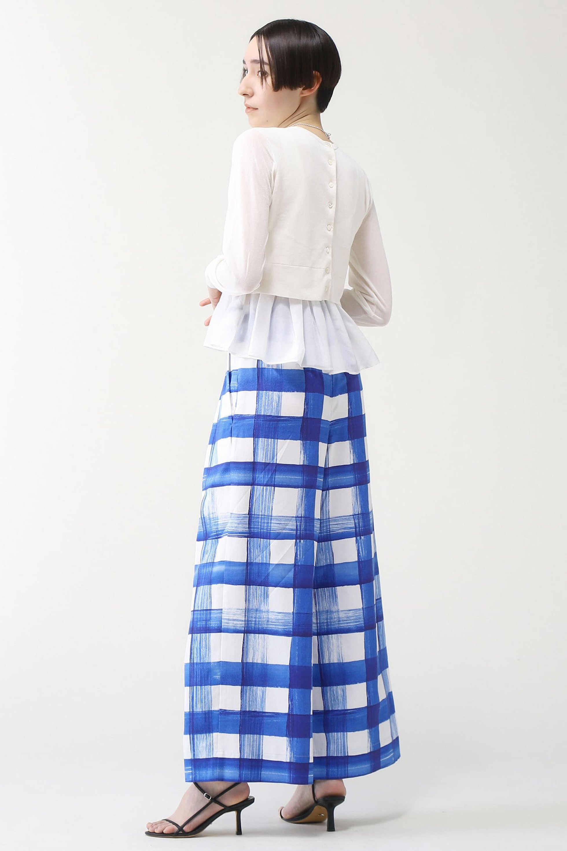 【マルティニーク/martinique】のコンビネーションタンク 人気、トレンドファッション・服の通販 founy(ファニー) 　ファッション　Fashion　レディースファッション　Fashion for Women　トップス・カットソー　Cut & Sew Tops　キャミソール&ノースリーブ　Camisoles & Sleeveless Tops　シャツ・ブラウス・オフィスカジュアル　Elegant Blouses & Button-Ups　ロングTシャツ・Tシャツ　Longline T-Shirts & Tees　カットソー・ベーシックTシャツ　Cut-and-Sewn Tops / Stretch Tees & Basics　インナー　Innerwear　キャミソール　Camisole, Spaghetti Strap Top　ショート　Short, Short Length　シルク　Silk, 100% Silk　タンク　Tank Top, Sleeveless Top　トレンド　Trend, Trending Now　バランス　Balance, Style Balance　other-4|ID: prp329100004606316 ipo3291000000032852412