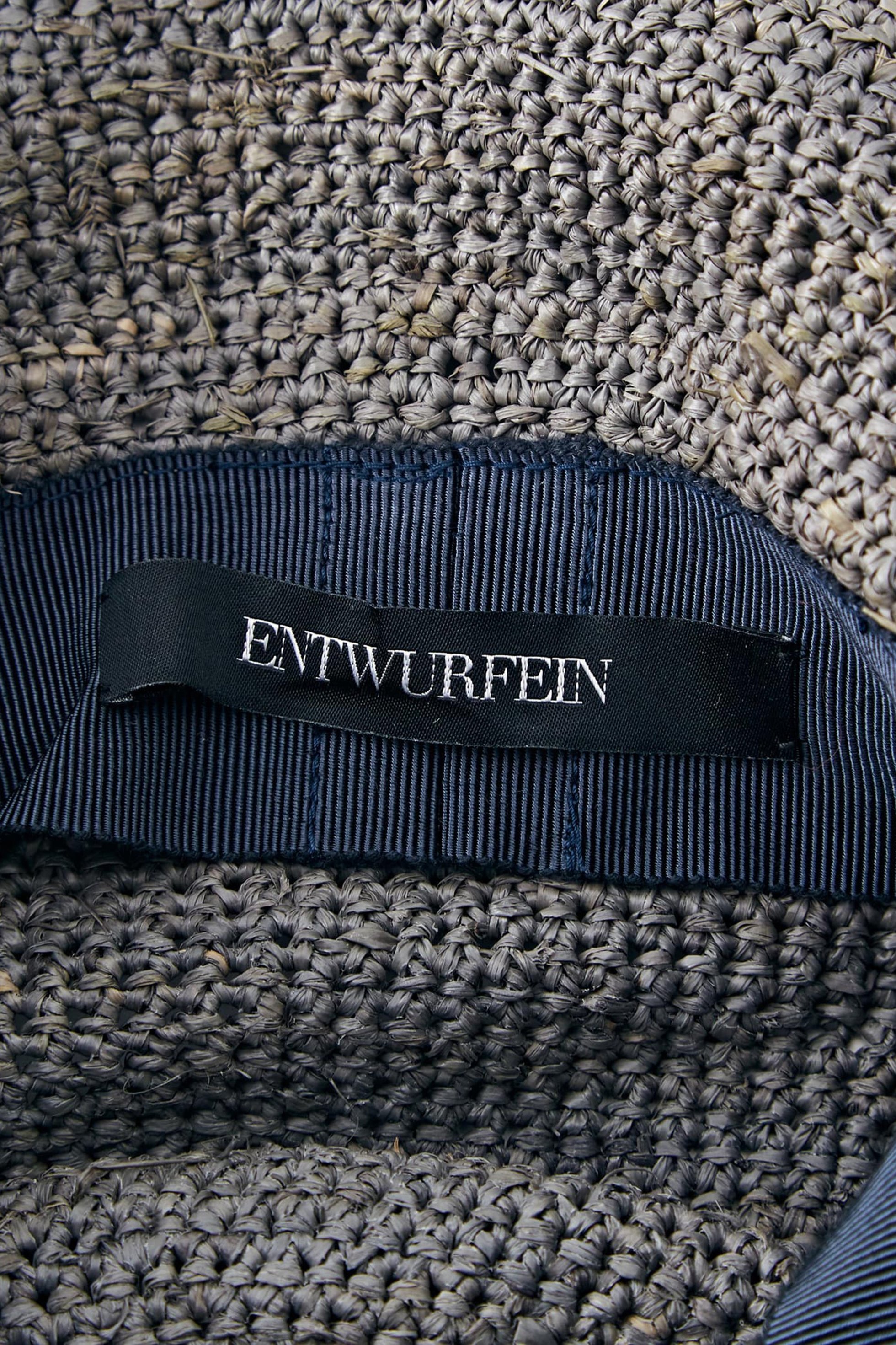 【マルティニーク/martinique】の【ENTWURFEIN】ラフィアクロシェハット 人気、トレンドファッション・服の通販 founy(ファニー) 　ファッション　Fashion　レディースファッション　Fashion for Women　キャップ&ハット　Hats & Caps　アンティーク　Antique-Inspired　シンプル　Simple, Minimal　ドローコード　Drawcord, Drawstring Cord　モダン　Modern, Contemporary　ラフィア　Raffia, Natural Straw　夏　Summer　定番　Standard, Basic Item　巾着　Drawstring Bag, Kinchaku　帽子　Hat, Headwear　手編み　Hand-Knitted, Handmade Knit　春　Spring　S/S・春夏　SS, Spring/Summer, Warm Season　other-5|ID: prp329100004606400 ipo3291000000032860805