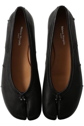 【メゾン マルジェラ/MAISON MARGIELA】のTABI バレリーナ NEW 人気、トレンドファッション・服の通販 founy(ファニー) ファッション Fashion レディースファッション Fashion for Women シューズ Shoes, Footwear バレエ Ballet, Ballet Style フラット Flat, Flat Shoes エレガント 上品 Elegant 定番 Standard, Basic Item |ID:prp329100004606462