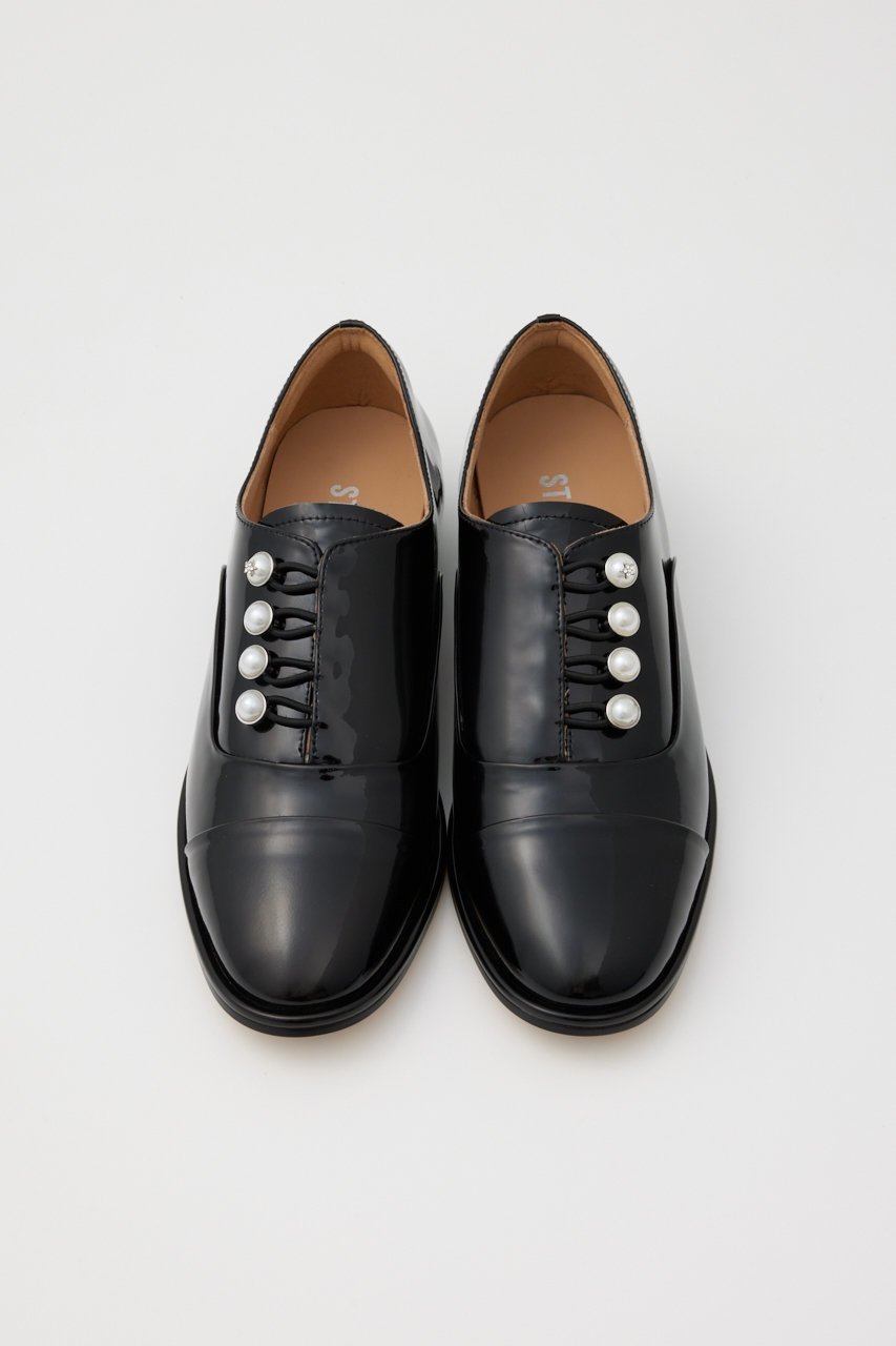 【スタッカート/STACCATO】のピスコチャイドレスシューズ 人気、トレンドファッション・服の通販 founy(ファニー) 　ファッション　Fashion　レディースファッション　Fashion for Women　おすすめ　Recommended / Our Picks　カッティング　Cutting Detail　シューズ　Shoes, Footwear　スタイリッシュ　Stylish, Fashionable　スリッポン　Slip-On, Loafer　パール　Pearl, Pearl Accent　フォーマル　Formal, Dressy　フラット　Flat, Flat Shoes　マニッシュ　Mannish, Boyish　モチーフ　Motif, Design Theme　ループ　Loop, Loop Knit　エレガント 上品　Elegant　 other-1|ID: prp329100004606539 ipo3291000000032867220