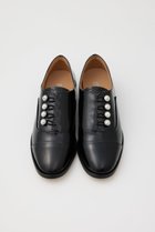 【スタッカート/STACCATO】のピスコチャイドレスシューズ 人気、トレンドファッション・服の通販 founy(ファニー) ファッション Fashion レディースファッション Fashion for Women おすすめ Recommended / Our Picks カッティング Cutting Detail シューズ Shoes, Footwear スタイリッシュ Stylish, Fashionable スリッポン Slip-On, Loafer パール Pearl, Pearl Accent フォーマル Formal, Dressy フラット Flat, Flat Shoes マニッシュ Mannish, Boyish モチーフ Motif, Design Theme ループ Loop, Loop Knit エレガント 上品 Elegant thumbnail ブラック|ID: prp329100004606539 ipo3291000000034940097