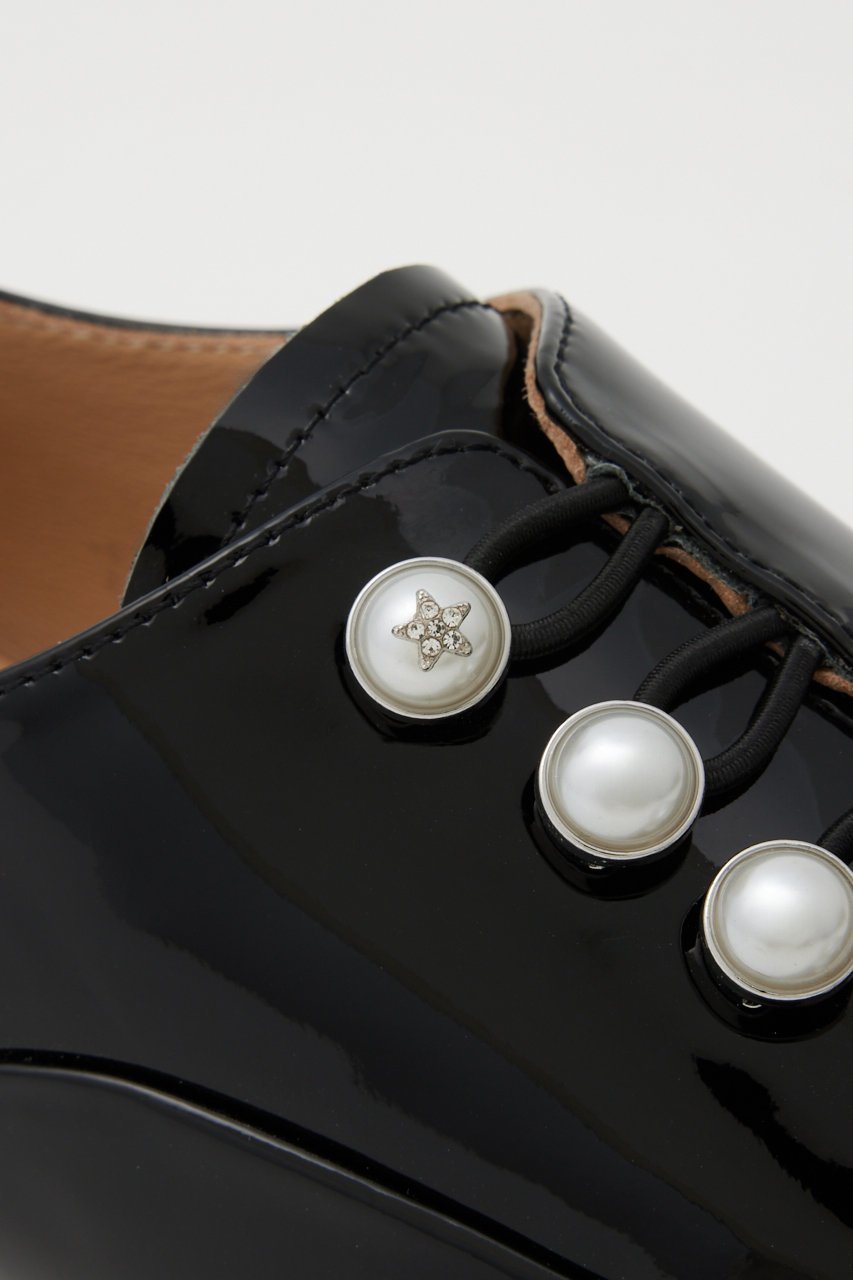 【スタッカート/STACCATO】のピスコチャイドレスシューズ 人気、トレンドファッション・服の通販 founy(ファニー) 　ファッション　Fashion　レディースファッション　Fashion for Women　おすすめ　Recommended / Our Picks　カッティング　Cutting Detail　シューズ　Shoes, Footwear　スタイリッシュ　Stylish, Fashionable　スリッポン　Slip-On, Loafer　パール　Pearl, Pearl Accent　フォーマル　Formal, Dressy　フラット　Flat, Flat Shoes　マニッシュ　Mannish, Boyish　モチーフ　Motif, Design Theme　ループ　Loop, Loop Knit　エレガント 上品　Elegant　other-8|ID: prp329100004606539 ipo3291000000034940104