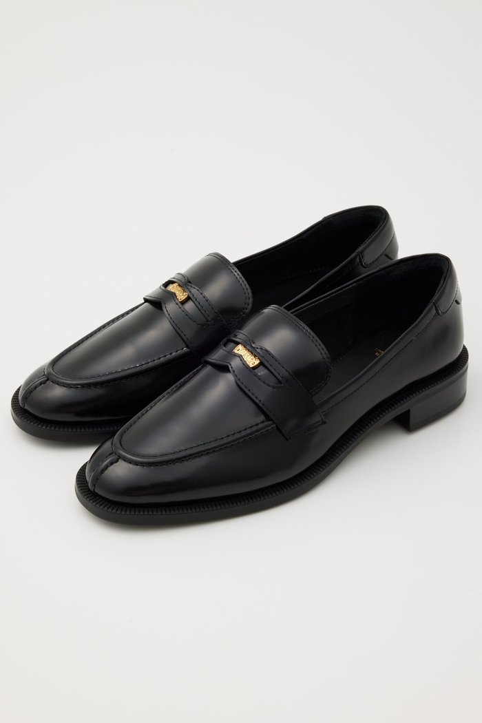 【スタッカート/STACCATO】のディーンクラシックローファー インテリア・キッズ・メンズ・レディースファッション・服の通販 founy(ファニー) https://founy.com/ ファッション Fashion レディースファッション Fashion for Women アンティーク Antique-Inspired クラシカル Classical, Vintage-Inspired コイン Coin, Coin Design シューズ Shoes, Footwear スタンダード Standard, Basic フォルム Silhouette, Form フラット Flat, Flat Shoes ベーシック Basic, Essential ワンポイント One Point, Statement Accent 今季 This Season, Current Season |ID: prp329100004606604 ipo3291000000032871327