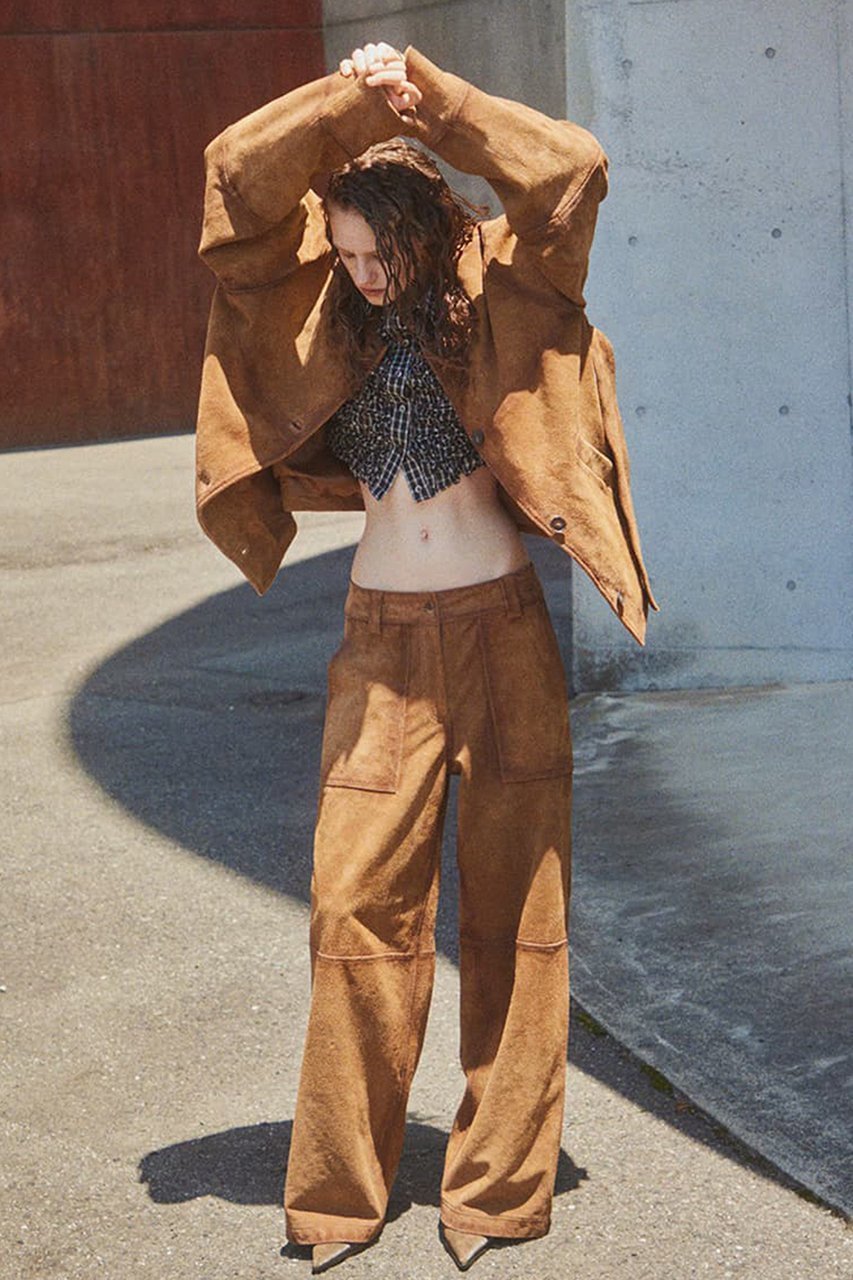 【メゾンスペシャル/MAISON SPECIAL】のReal Suede Oversized Shirt/リアルスエードオーバーシャツ 人気、トレンドファッション・服の通販 founy(ファニー) 　ファッション　Fashion　レディースファッション　Fashion for Women　トップス・カットソー　Cut & Sew Tops　シャツ・ブラウス・オフィスカジュアル　Elegant Blouses & Button-Ups　インナー　Innerwear　オイル　Body Oil　ヴィンテージ　Vintage Style　クール　Cool, Chic　シンプル　Simple, Minimal　スタイリッシュ　Stylish, Fashionable　ストレート　Straight, Straight Cut　スリーブ　Sleeve, Long Sleeve / Short Sleeve　セットアップ　Set-Up, Coordinated Outfit　リアル　Real, Realistic　ロング　Long, Long-Length　おすすめ　Recommended / Our Picks　other-8|ID: prp329100004606726 ipo3291000000034909389