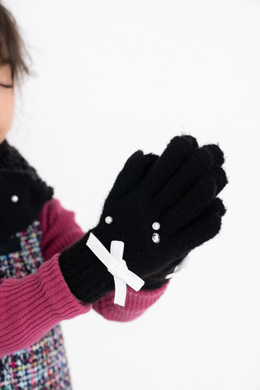 【ポプキンズ/POMPKINS / KIDS】の【KIDS】パールとリボンの手袋 ブラック M 人気、トレンドファッション・服の通販 founy(ファニー) 　ファッション　Fashion　キッズファッション　Fashion for Kids　おすすめ　Recommended / Our Picks　パール　Pearl, Pearl Accent　マフラー　Scarf, Muffler　モノトーン　Monotone, Black and White　リボン　Ribbon, Bow　エレガント 上品　Elegant　冬　Winter / This Winter　防寒　Cold Protection, Winter-Ready　other-7|ID: prp329100004606754 ipo3291000000036246814