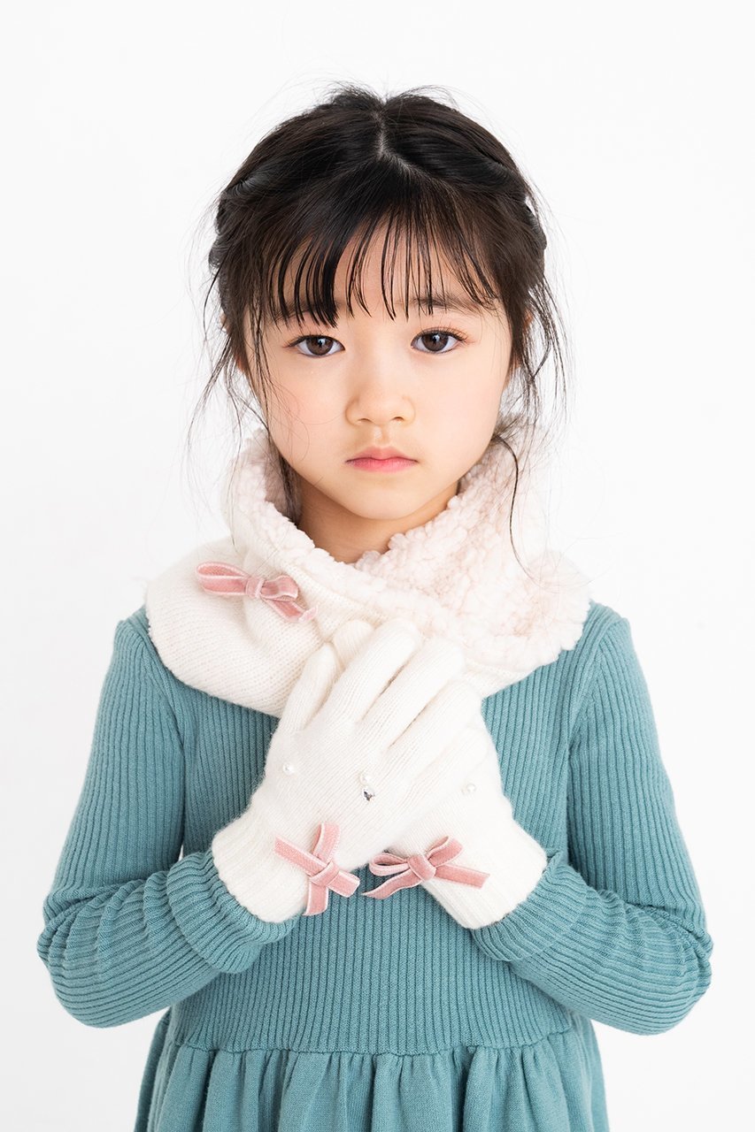 【ポプキンズ/POMPKINS / KIDS】の【KIDS】パールとリボンのスヌード 人気、トレンドファッション・服の通販 founy(ファニー) 　ファッション　Fashion　キッズファッション　Fashion for Kids　シンプル　Simple, Minimal　スヌード　Snood, Infinity Scarf　パール　Pearl, Pearl Accent　リボン　Ribbon, Bow　other-5|ID: prp329100004606906 ipo3291000000032881328