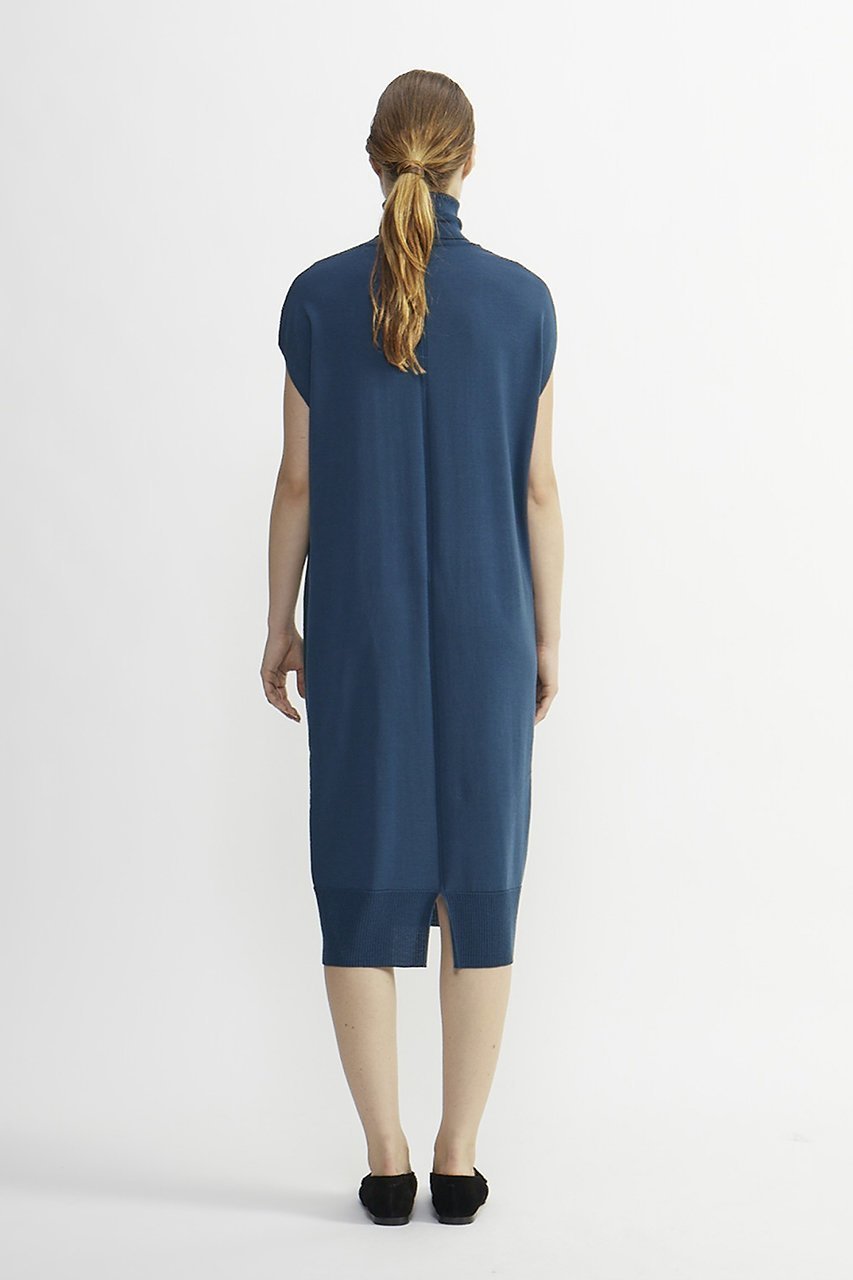 【プレインピープル/PLAIN PEOPLE】のVICTORIAアームウォーマー付きハイネックフレンチスリーブワンピース 人気、トレンドファッション・服の通販 founy(ファニー) 　ファッション　Fashion　レディースファッション　Fashion for Women　ワンピース　Dresses　チュニック　Tunic Tops & Dresses　おすすめ　Recommended / Our Picks　なめらか　Smooth, Silky Texture　カーディガン　Cardigan, Knitwear　スリーブ　Sleeve, Long Sleeve / Short Sleeve　チュニック　Tunic, Long Top　フレンチ　French, French Style　ポンチョ　Poncho, Cape Style　ロング　Long, Long-Length　other-4|ID: prp329100004606962 ipo3291000000035041578