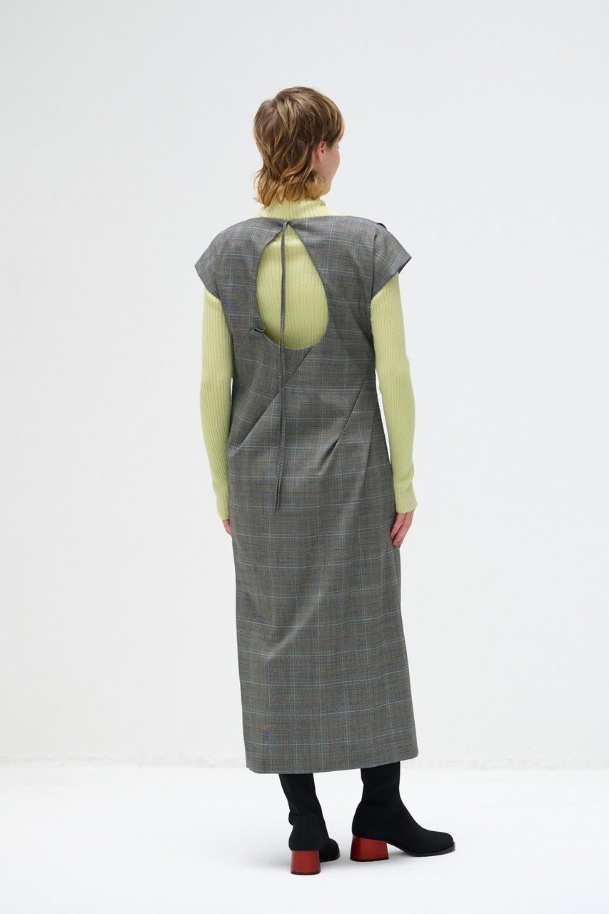 【ランバン オン ブルー/LANVIN en Bleu】のオープンバックレディワンピース 人気、トレンドファッション・服の通販 founy(ファニー) 　ファッション　Fashion　レディースファッション　Fashion for Women　ワンピース　Dresses　チュニック　Tunic Tops & Dresses　サマー　Summer, Summer Style　チュニック　Tunic, Long Top　トレンド　Trend, Trending Now　ドレス　Dress, One-Piece　ドレープ　Drape, Draping Fabric　パターン　Pattern, Design Print　ファブリック　Fabric, Textile　フィット　Fit, Slim Fit　ロング　Long, Long-Length　other-8|ID: prp329100004607067 ipo3291000000032884835