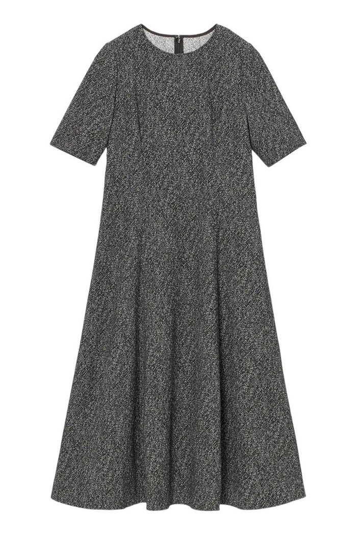 【アナイ/ANAYI】のストレッチジャガードフレア ワンピース インテリア・キッズ・メンズ・レディースファッション・服の通販 founy(ファニー) https://founy.com/ ファッション Fashion レディースファッション Fashion for Women ワンピース Dresses チュニック Tunic Tops & Dresses カッティング Cutting Detail ストレッチ Stretch, Stretchy Fabric チュニック Tunic, Long Top ツイード／ツィード Choker, Choker Necklace ツイード Twill, Twill Weave ロング Long, Long-Length エレガント 上品 Elegant 秋 Autumn A/W・秋冬 Autumn/Winter |ID: prp329100004607103 ipo3291000000035055226