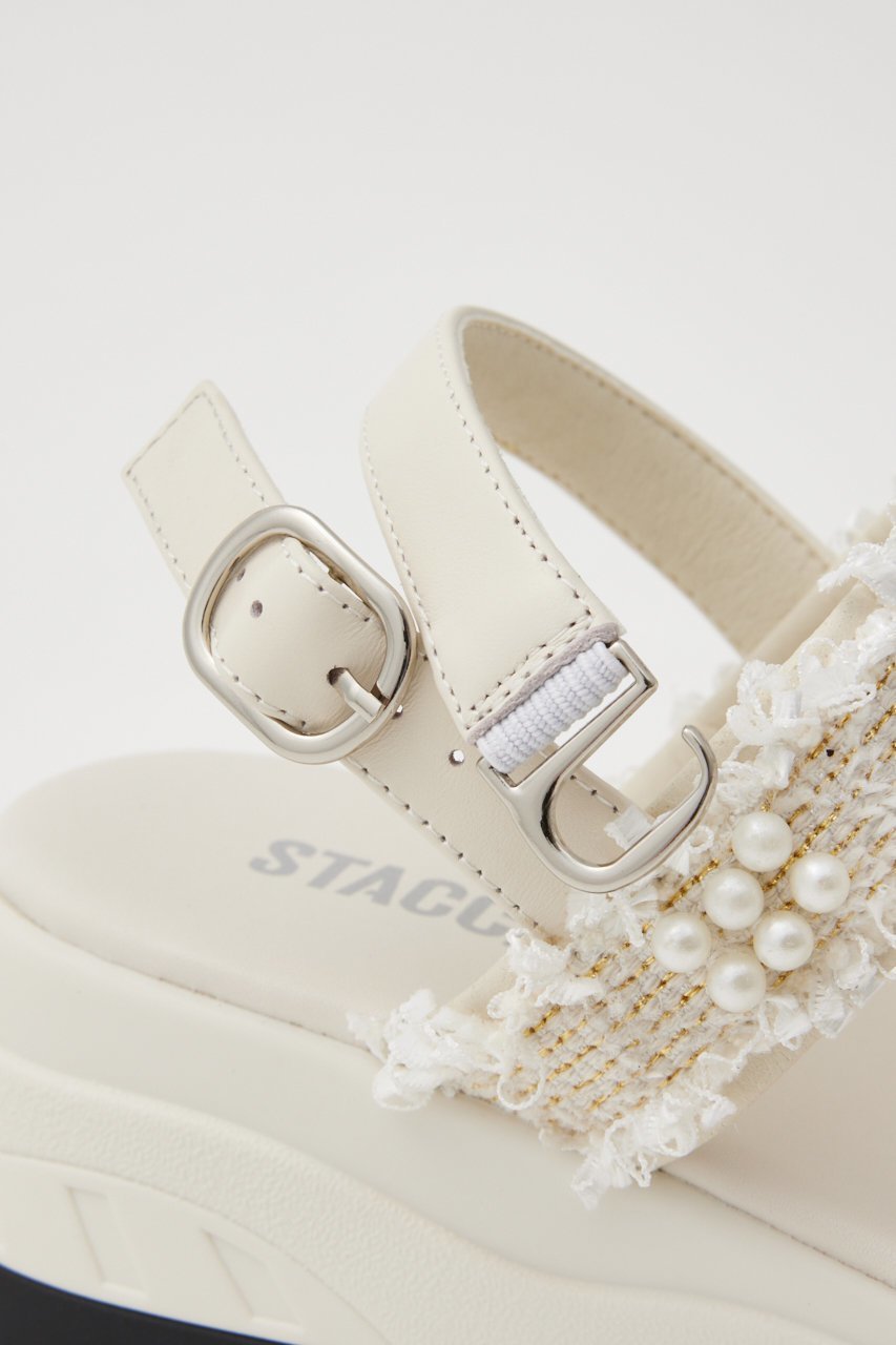 【スタッカート/STACCATO】のツイードパールデコWベルトスポーツサンダル 人気、トレンドファッション・服の通販 founy(ファニー) 　ファッション　Fashion　レディースファッション　Fashion for Women　ベルト&ウエストマーク　Belts & Waist Accessories　スポーツウェア　Functional & Stylish Sportswear　サンダル&ミュール　Sandals & Mules　サマー　Summer, Summer Style　サンダル　Sandals, Summer Shoes　スポーツ　Sports, Activewear　スマート　Smart, Elegant　ツイード　Twill, Twill Weave　パール　Pearl, Pearl Accent　フォルム　Silhouette, Form　ミドル　Middle Length, Mid Height　今季　This Season, Current Season　夏　Summer　定番　Standard, Basic Item　other-8|ID: prp329100004607169 ipo3291000000032886581